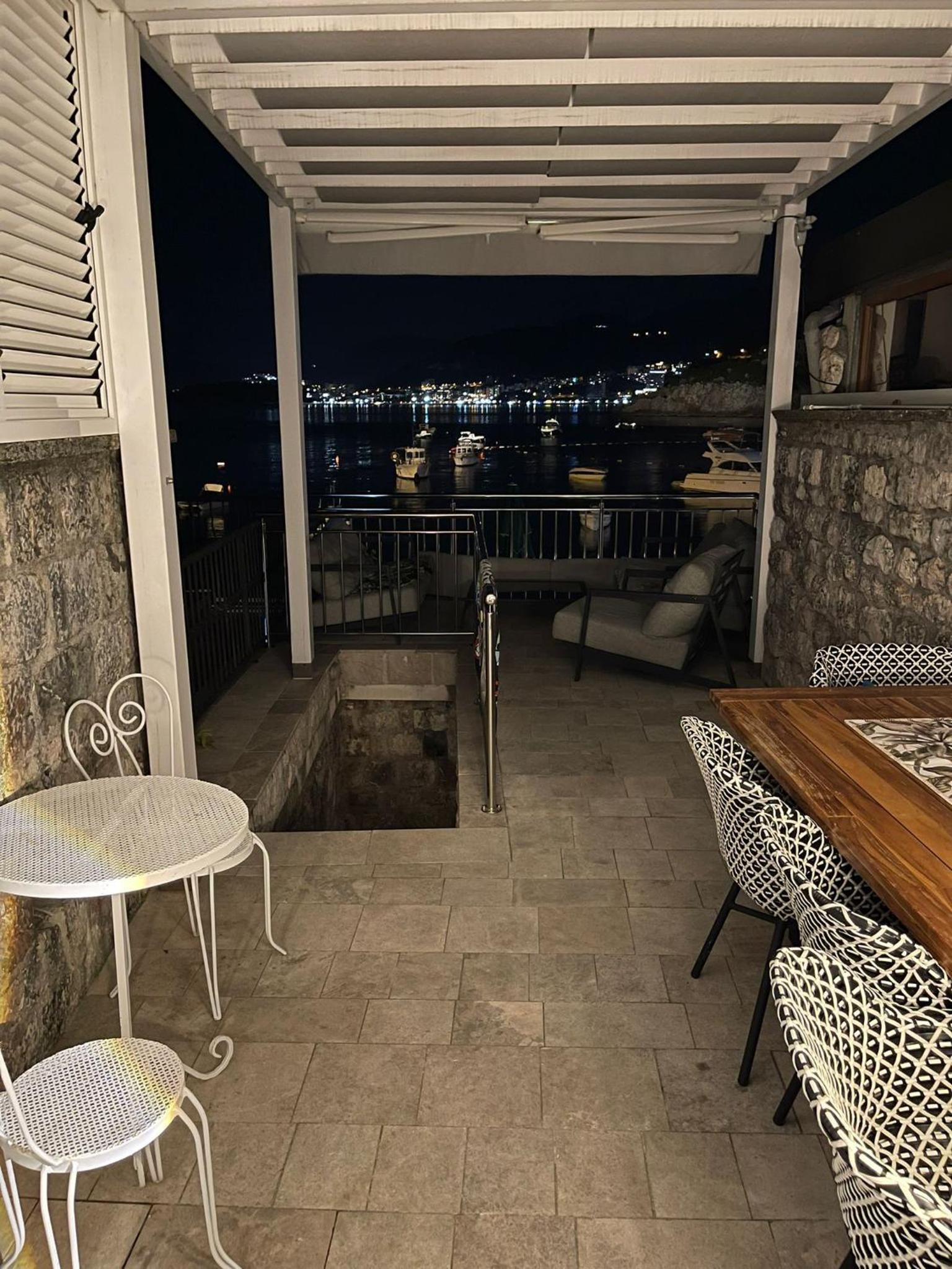 Lux Beach House M photo 3