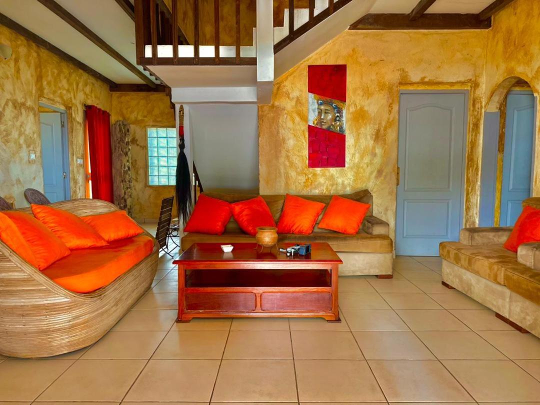 La Villa Lou, Musée Des Arts Grand Batangua