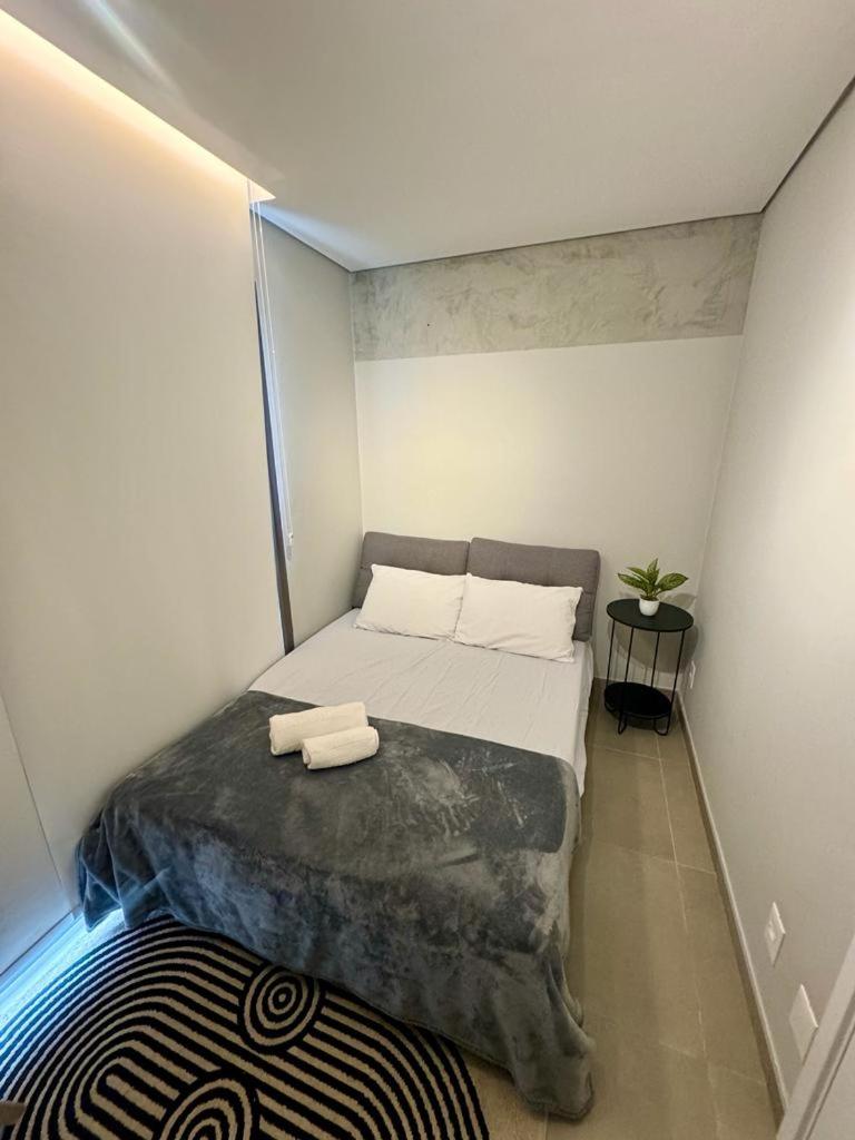 Oscar Freire - 2 dorm-completo 48mt