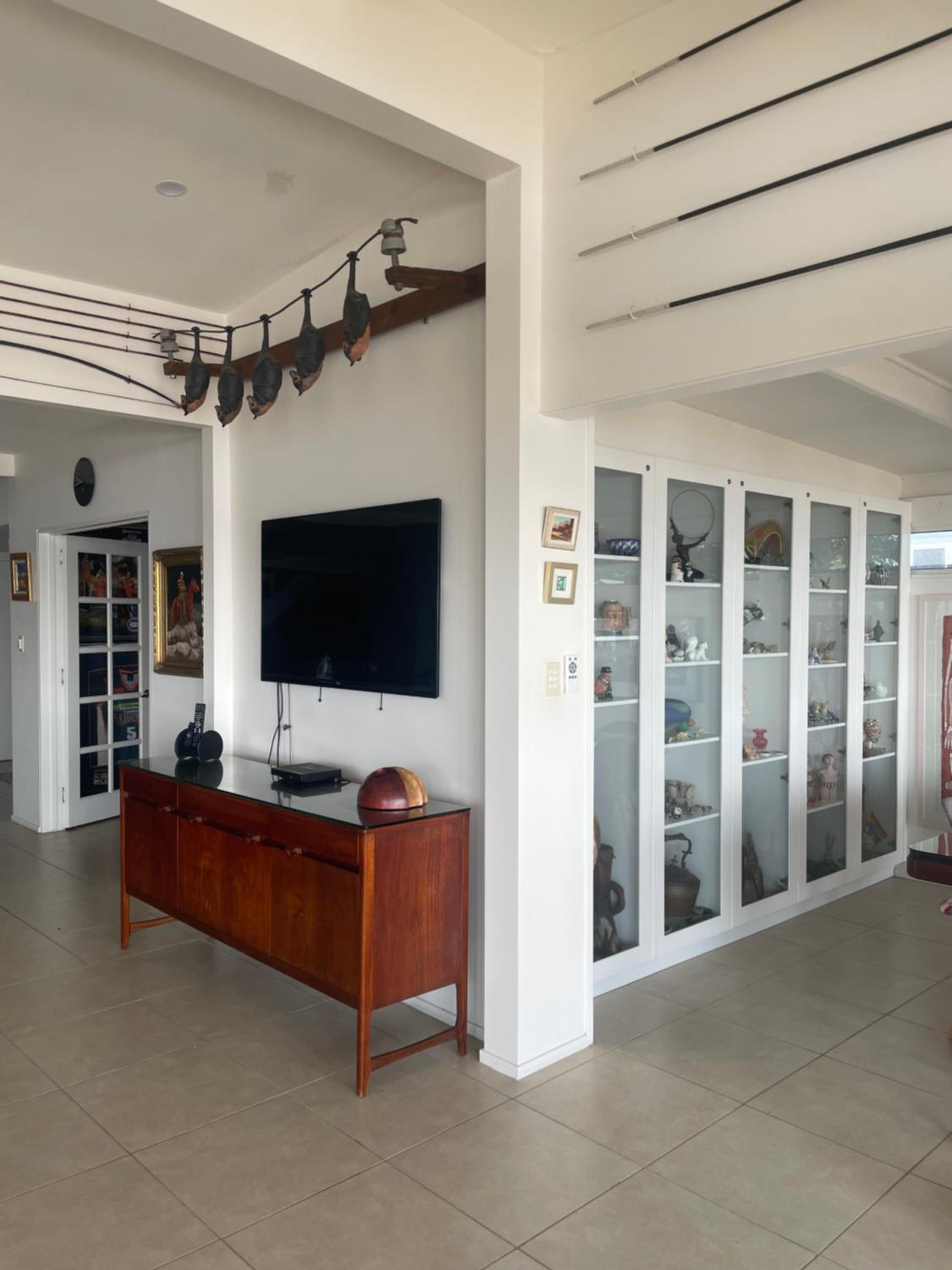 Sandcastle Retreat - Absolute Cairns beachfront