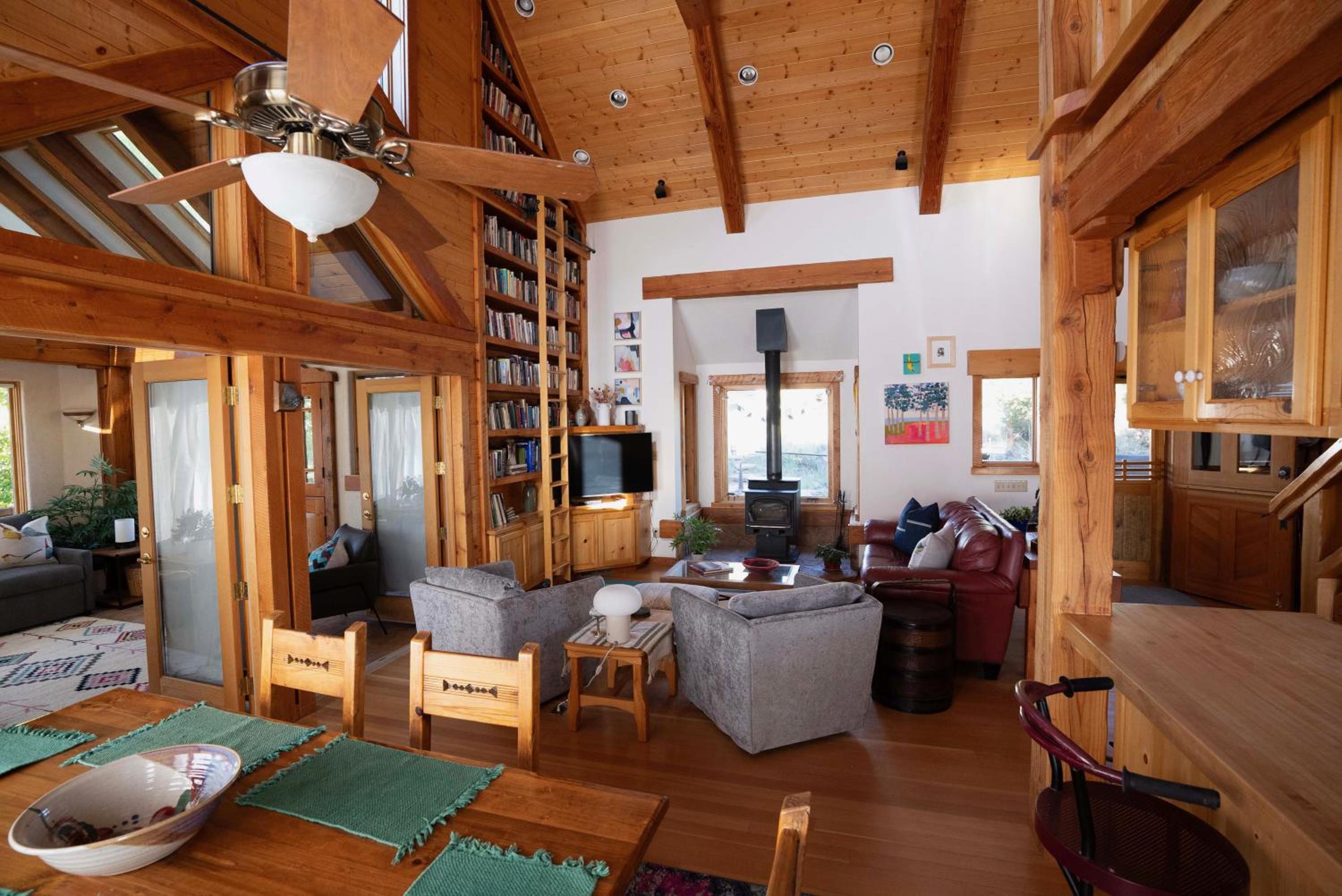 Tiny Creek Retreat view 3