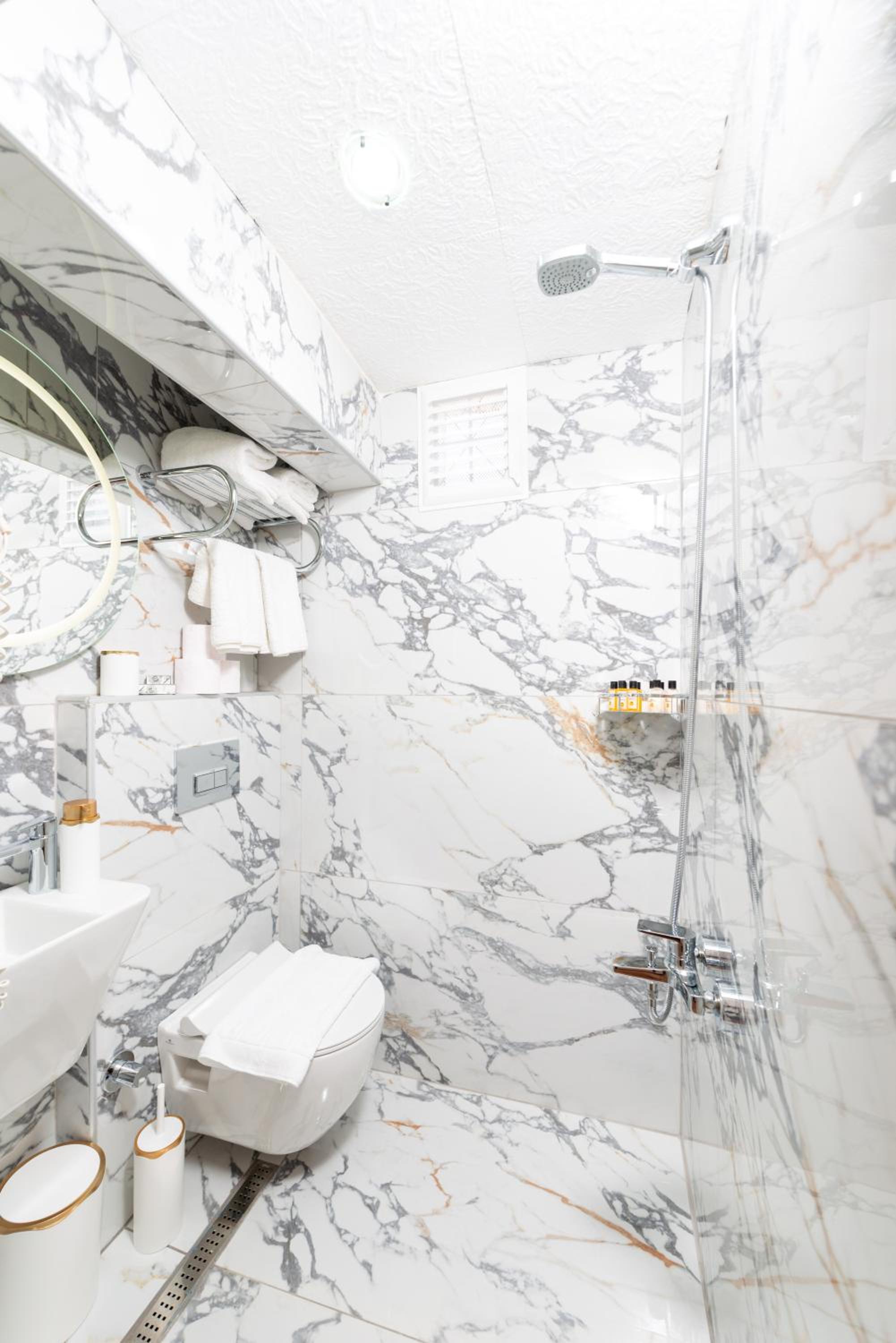 Bright Apart Hotel - Image 48