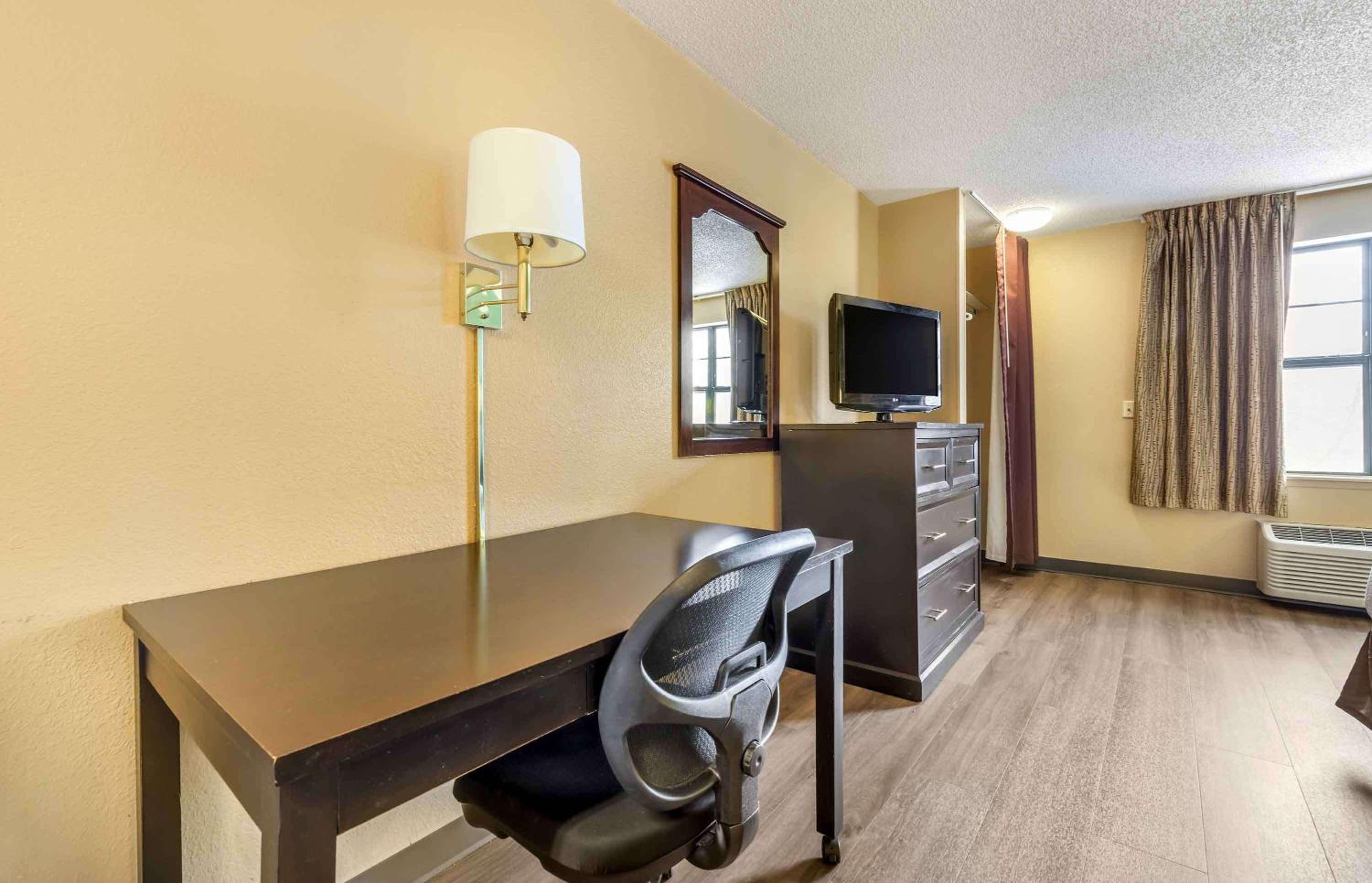 Extended Stay America Suites - Minneapolis - Maple Grove - Property Image 10