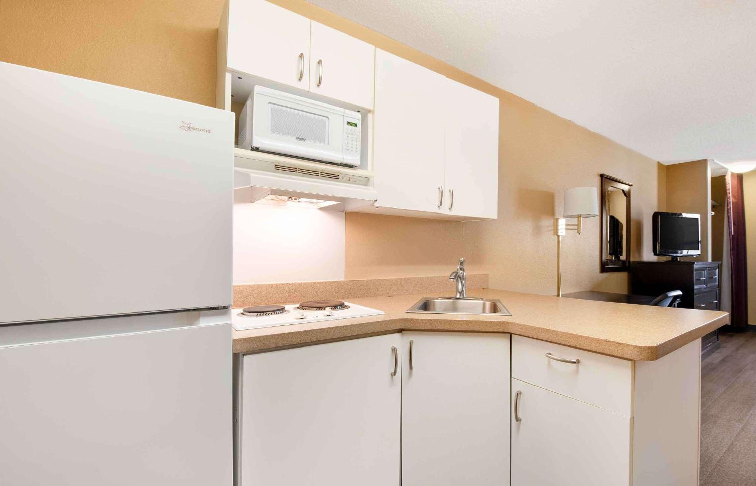 Extended Stay America Suites - Minneapolis - Maple Grove - Property Image 11