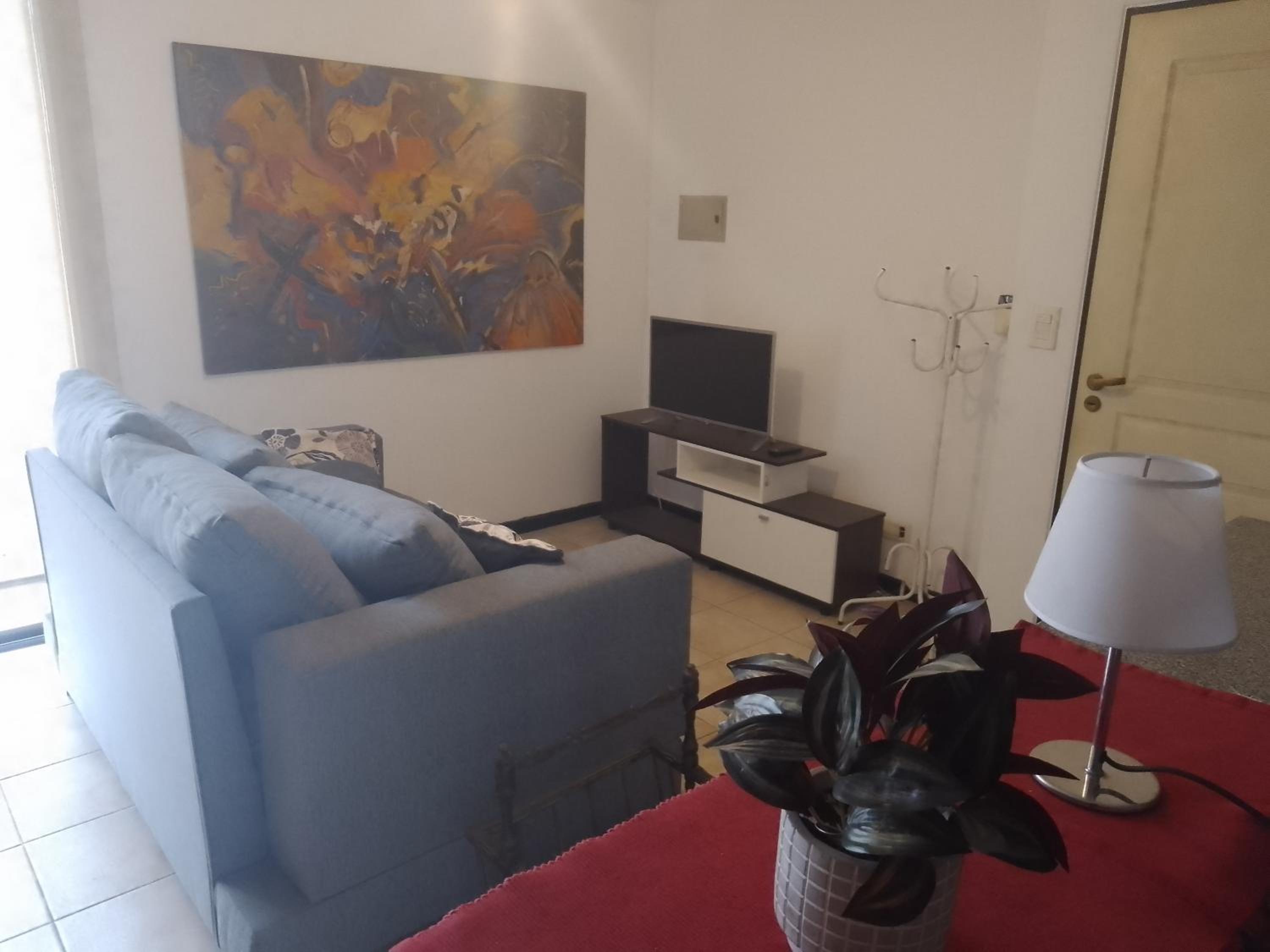 Departamento calle Belgrano Godoy Cruz con cochera