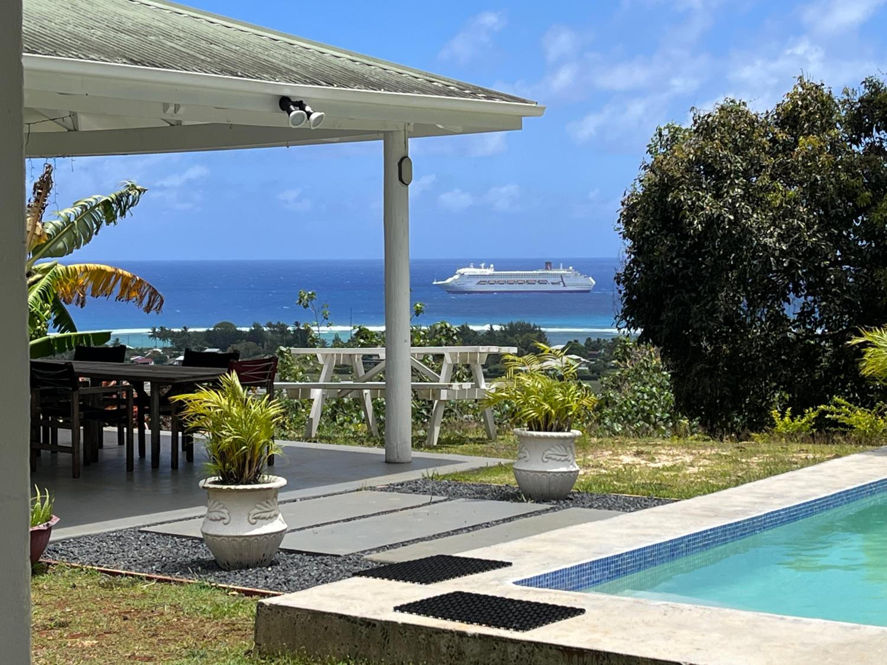Tereora Heights Pool Retreat