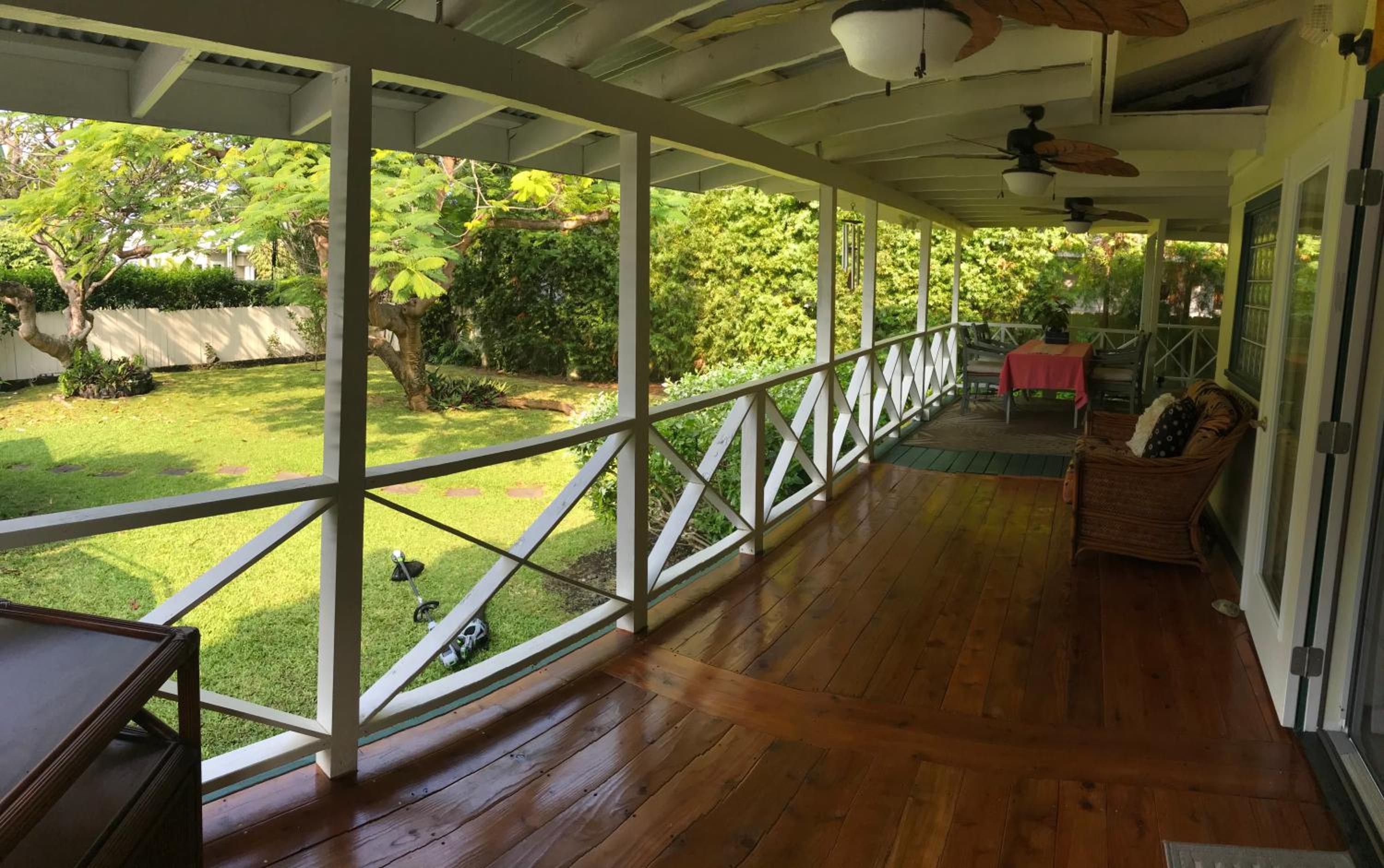 Eco-friendly Sanctuary on Kealakekua Bay. Charming Hawaiian Style with Air Con