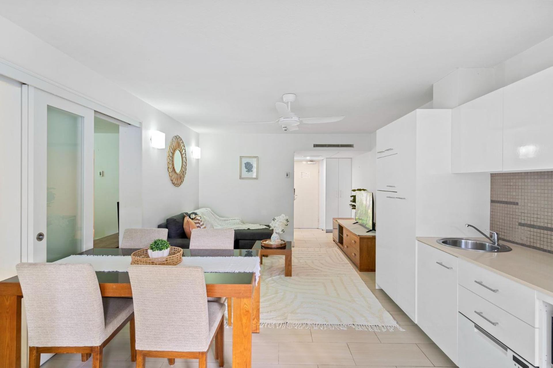 Belle Escapes Drift Beachfront Resort Pool View Suite 4106