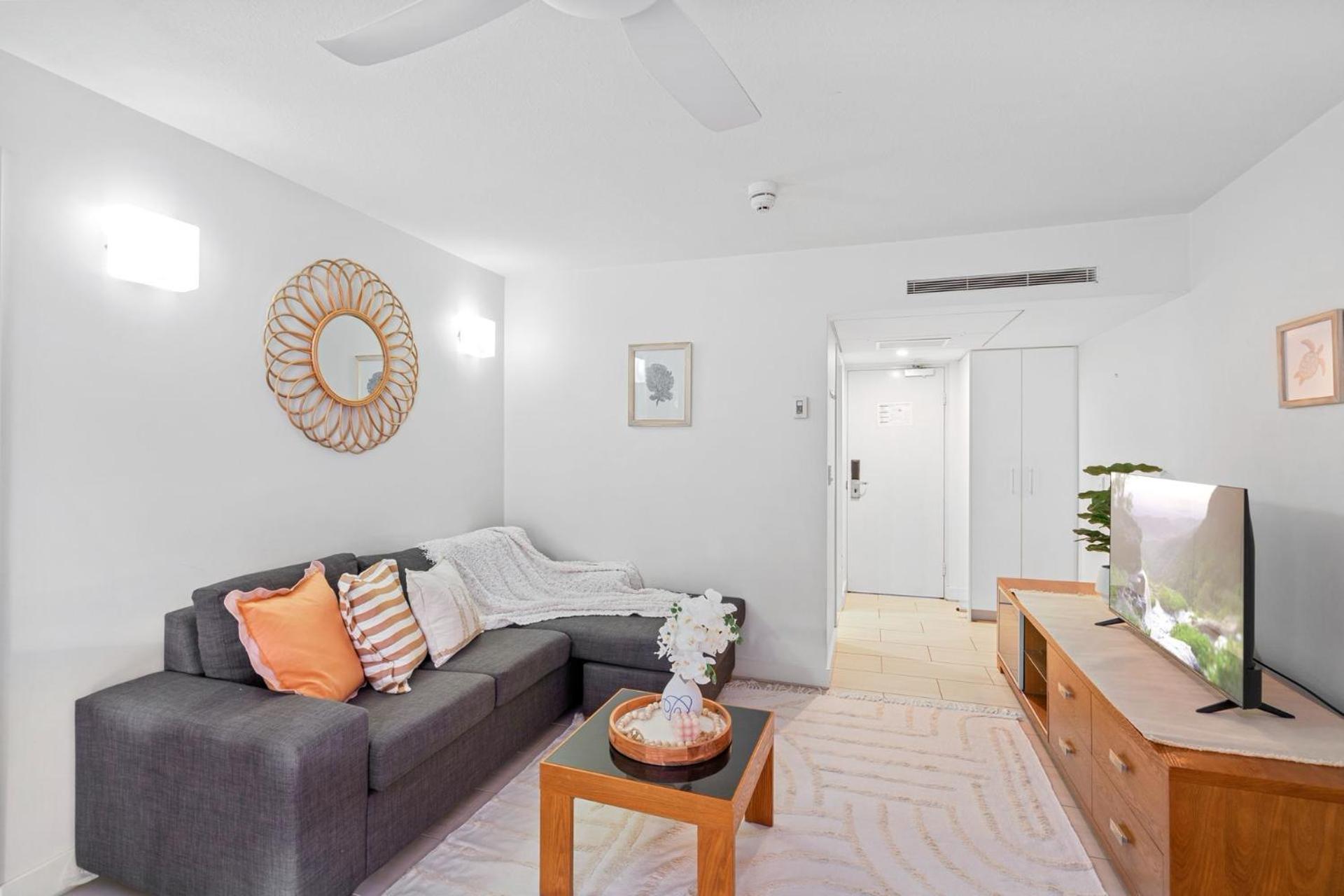 Belle Escapes Drift Beachfront Resort Pool View Suite 4106