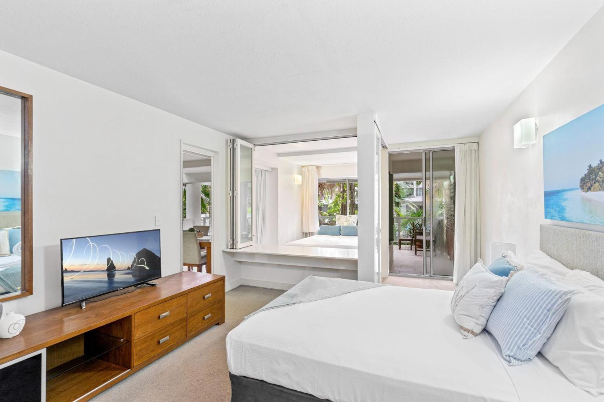 Belle Escapes Drift Beachfront Resort Pool View Suite 4106