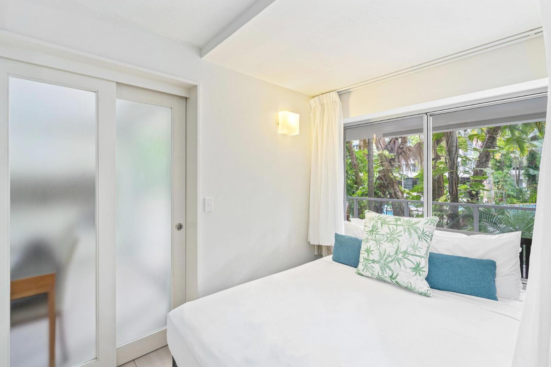 Belle Escapes Drift Beachfront Resort Pool View Suite 4106