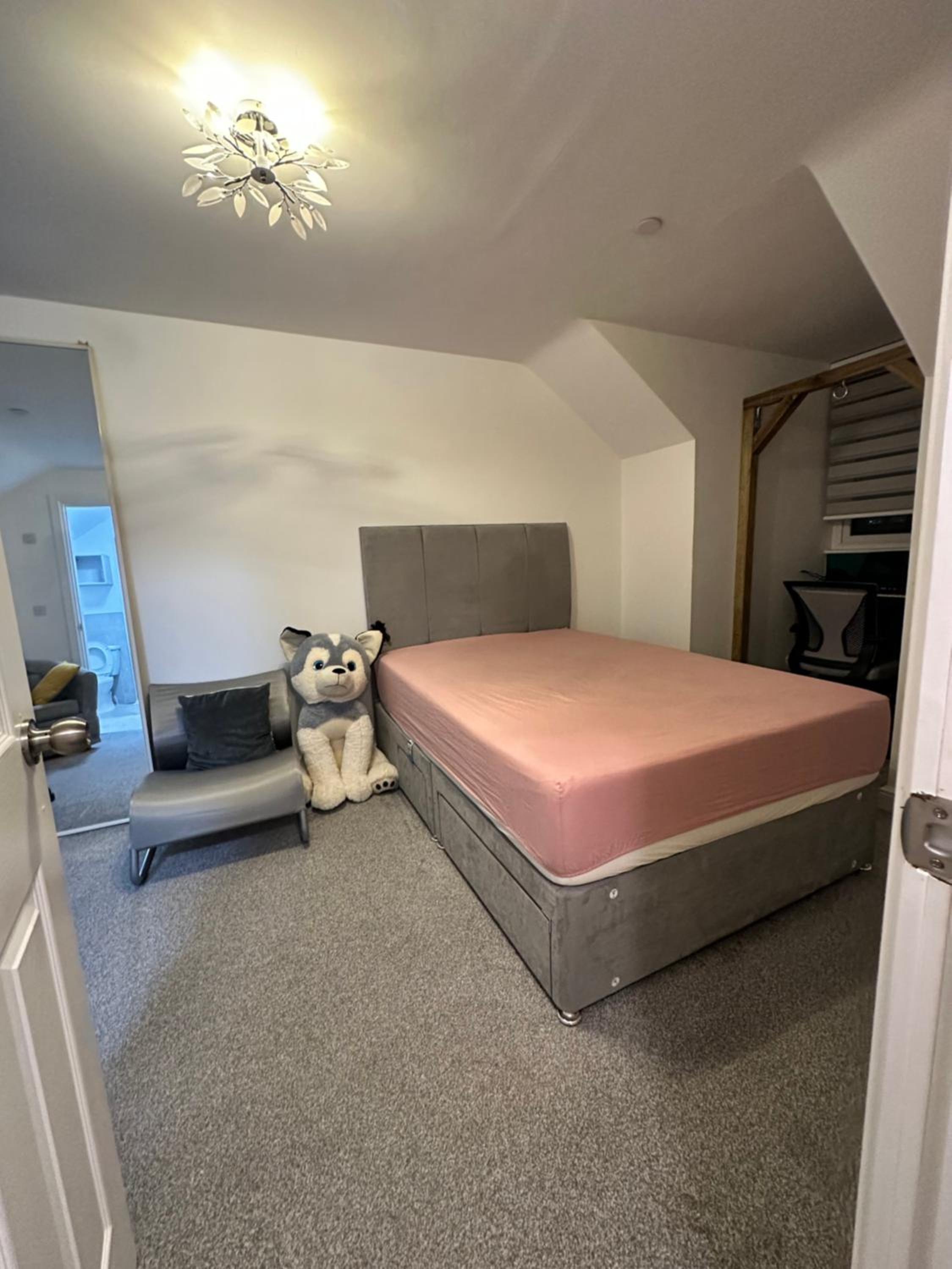 Elegant room near Deansgate Towers Manchester
