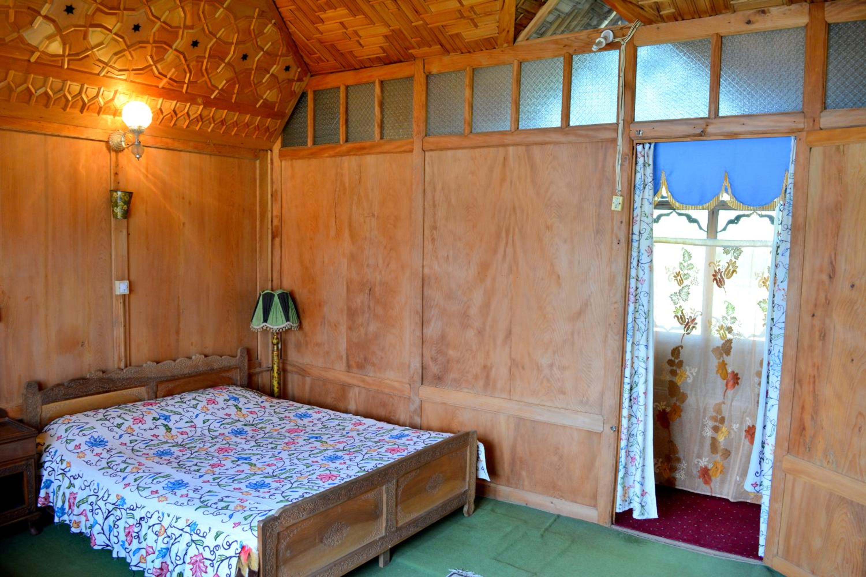 Photo 7