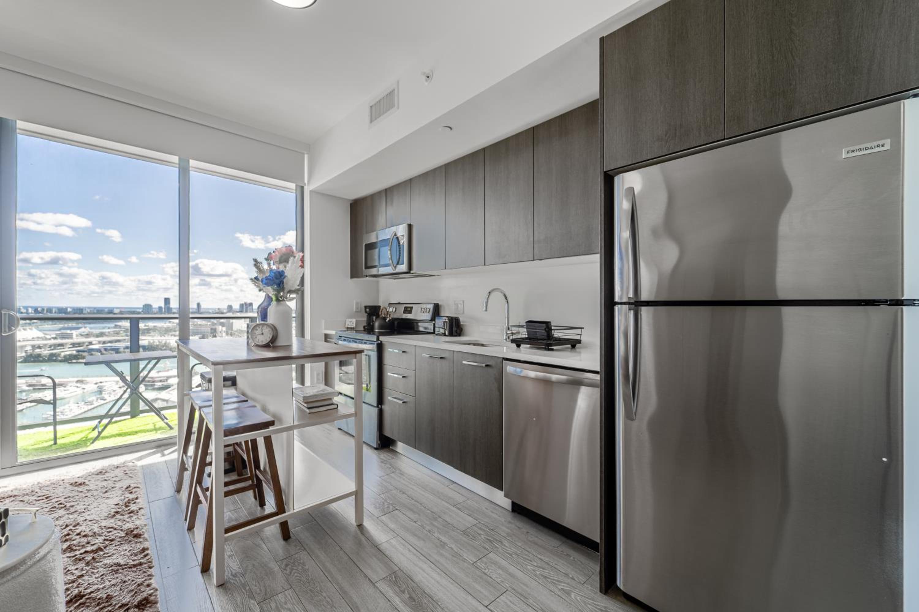 Devereaux Miami Luxury One-Bedroom and Studios