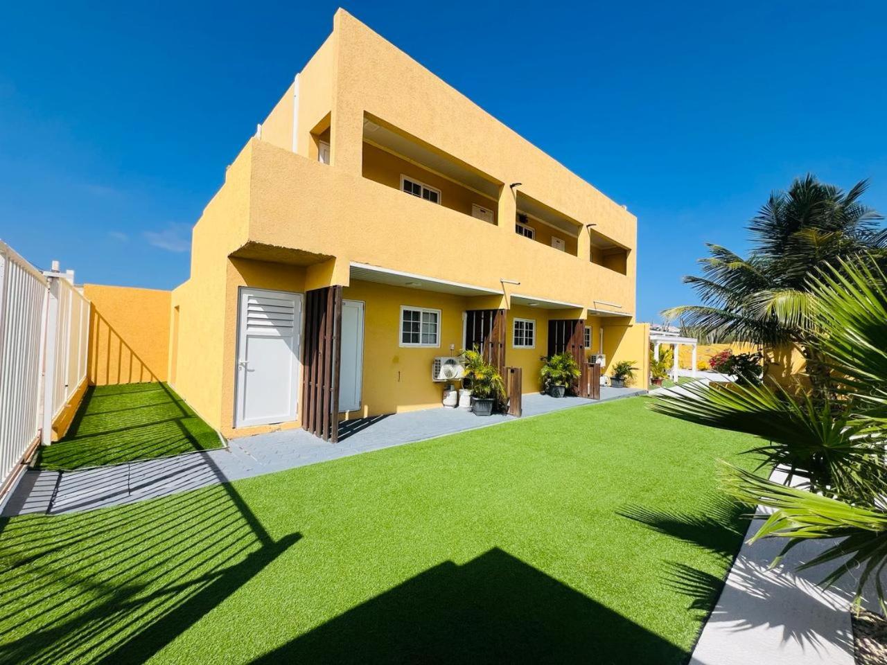 The Gold Vacation Apartments & Villa Aruba