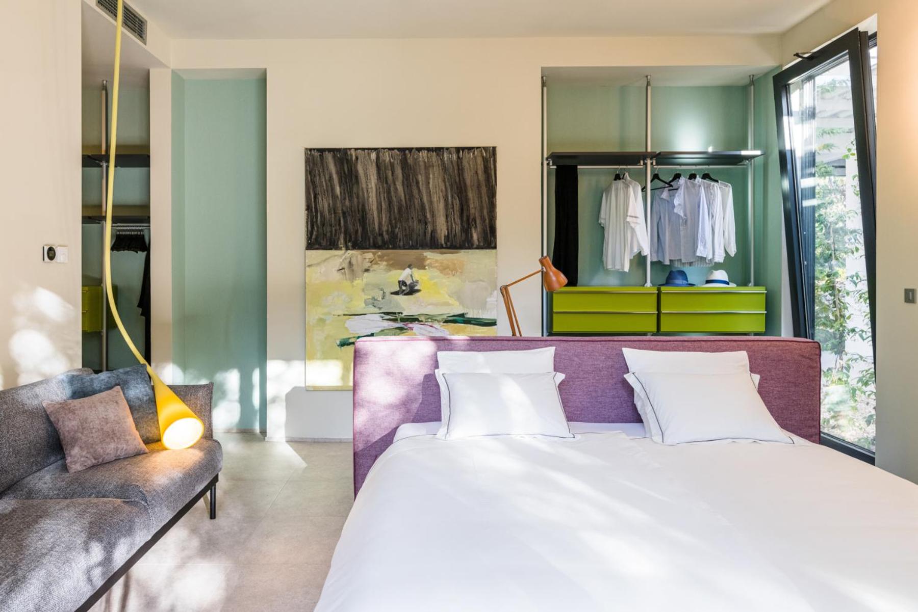 hotel room