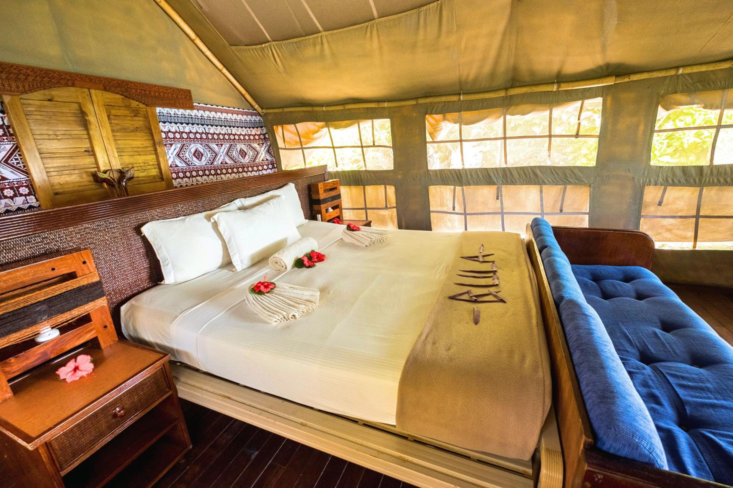 Barefoot Kuata Island Resort