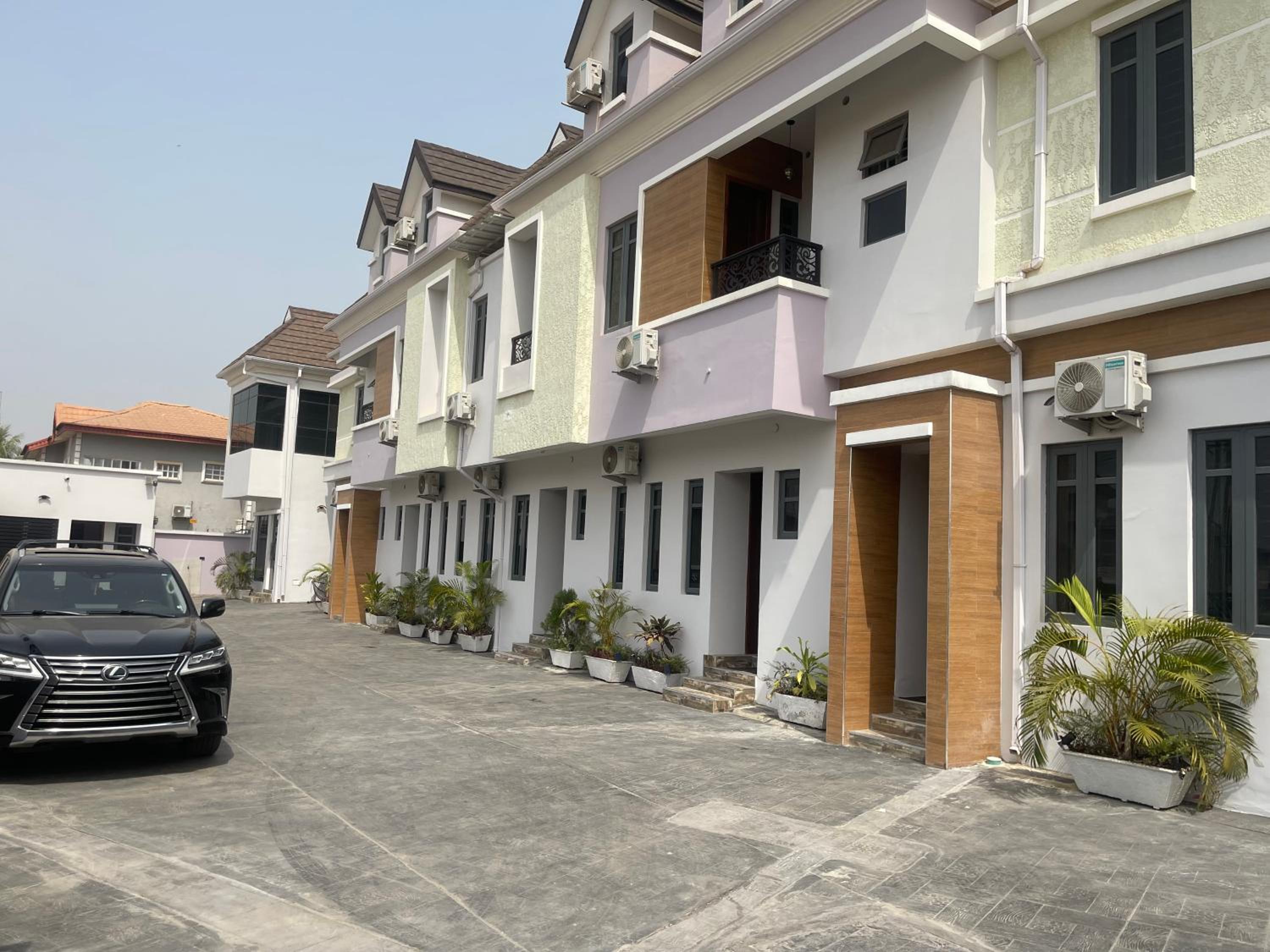 Majorstone Luxury Apartment view 3