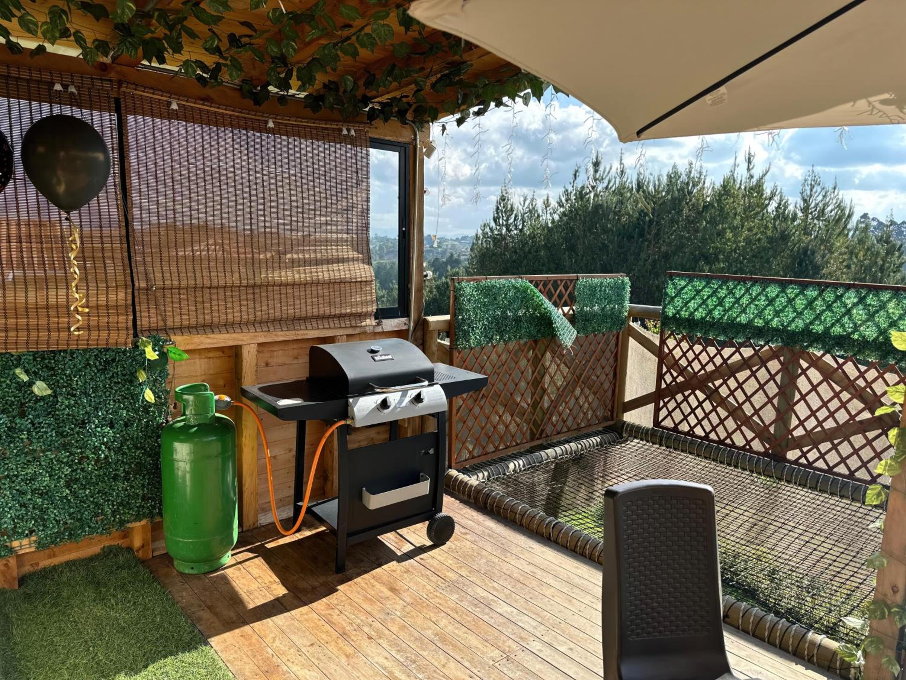 Cabaña con Jacuzzi/Zona BBQ y Malla catamarán en Guarne