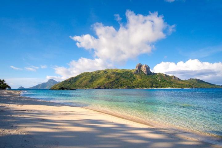 Barefoot Kuata Island Resort