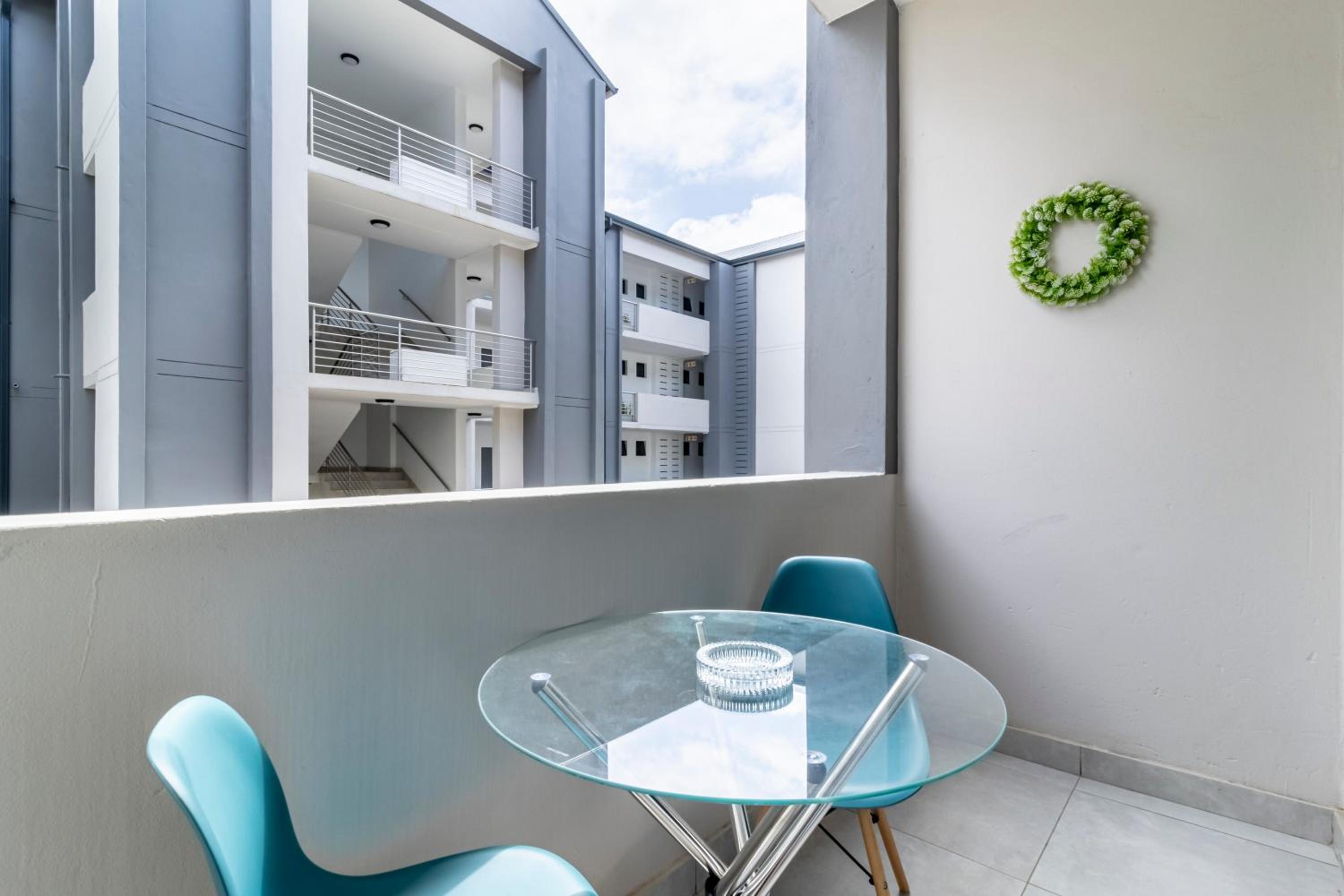 The Ace apartment @50 on lever(with backup power) view 4