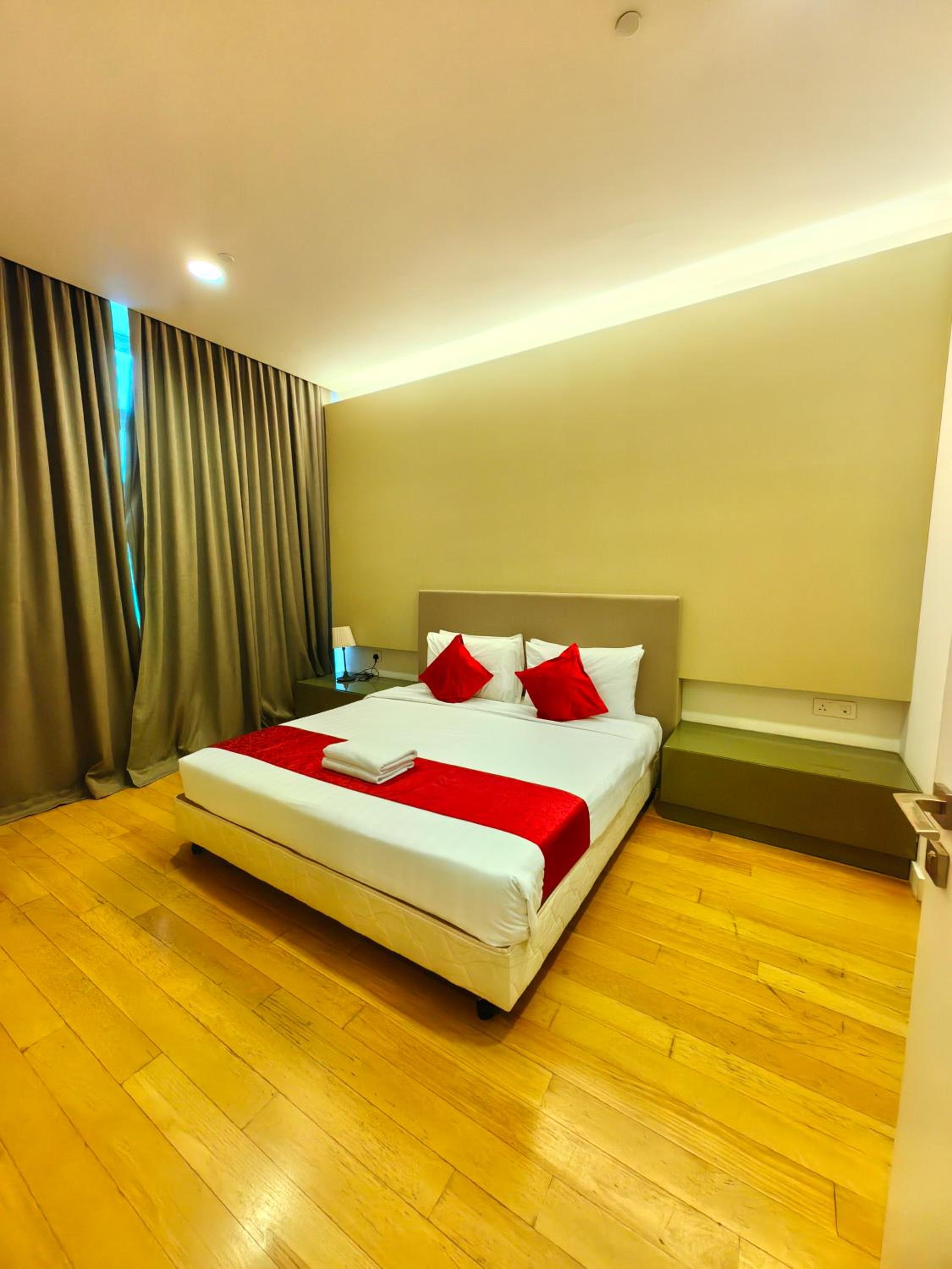 Platinum KLCC & Bukit Bintang