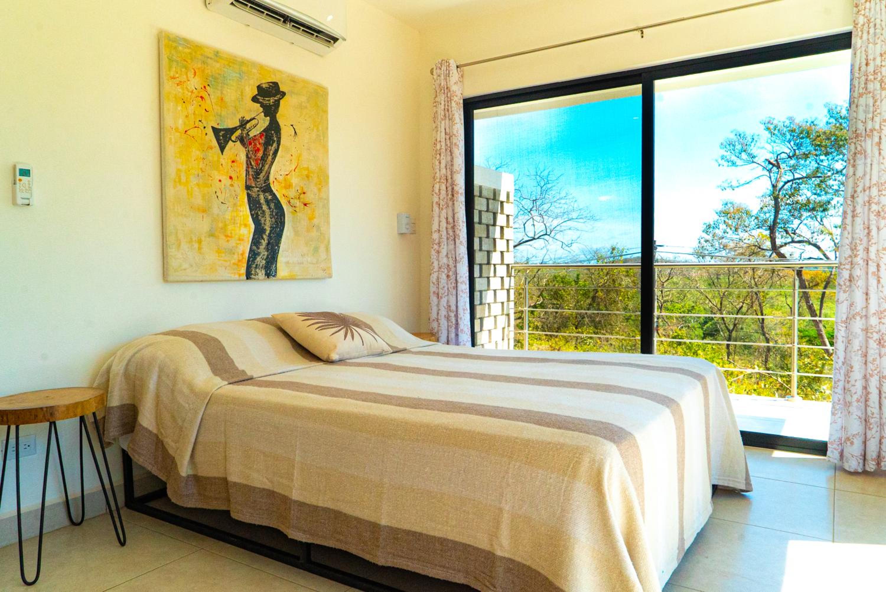 Casa Crucero Verde , 5mn walk to the Tamarindo beach and town