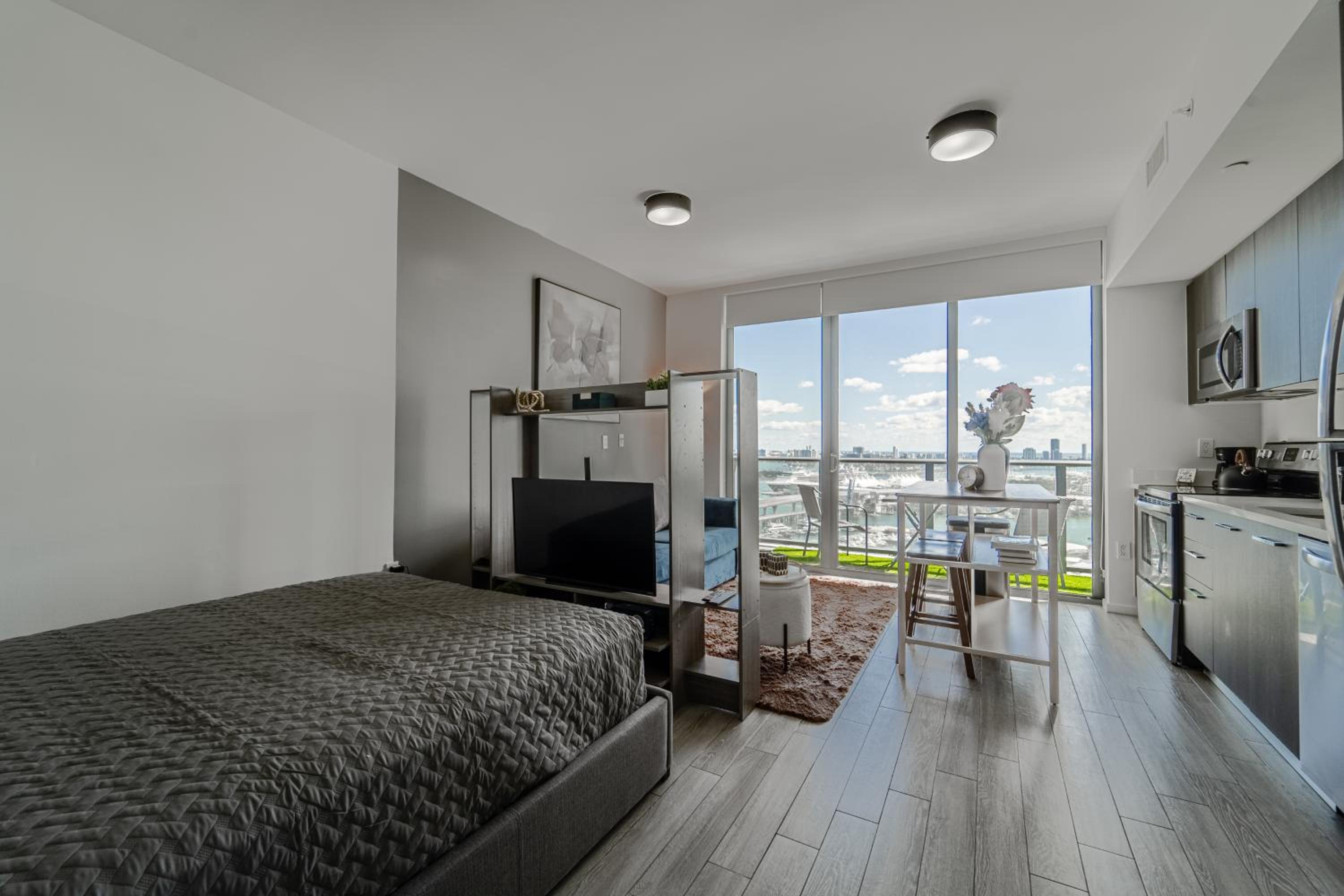 Devereaux Miami 2 Bedroom, 1 Bedroom, and Studio Condos with Balconies