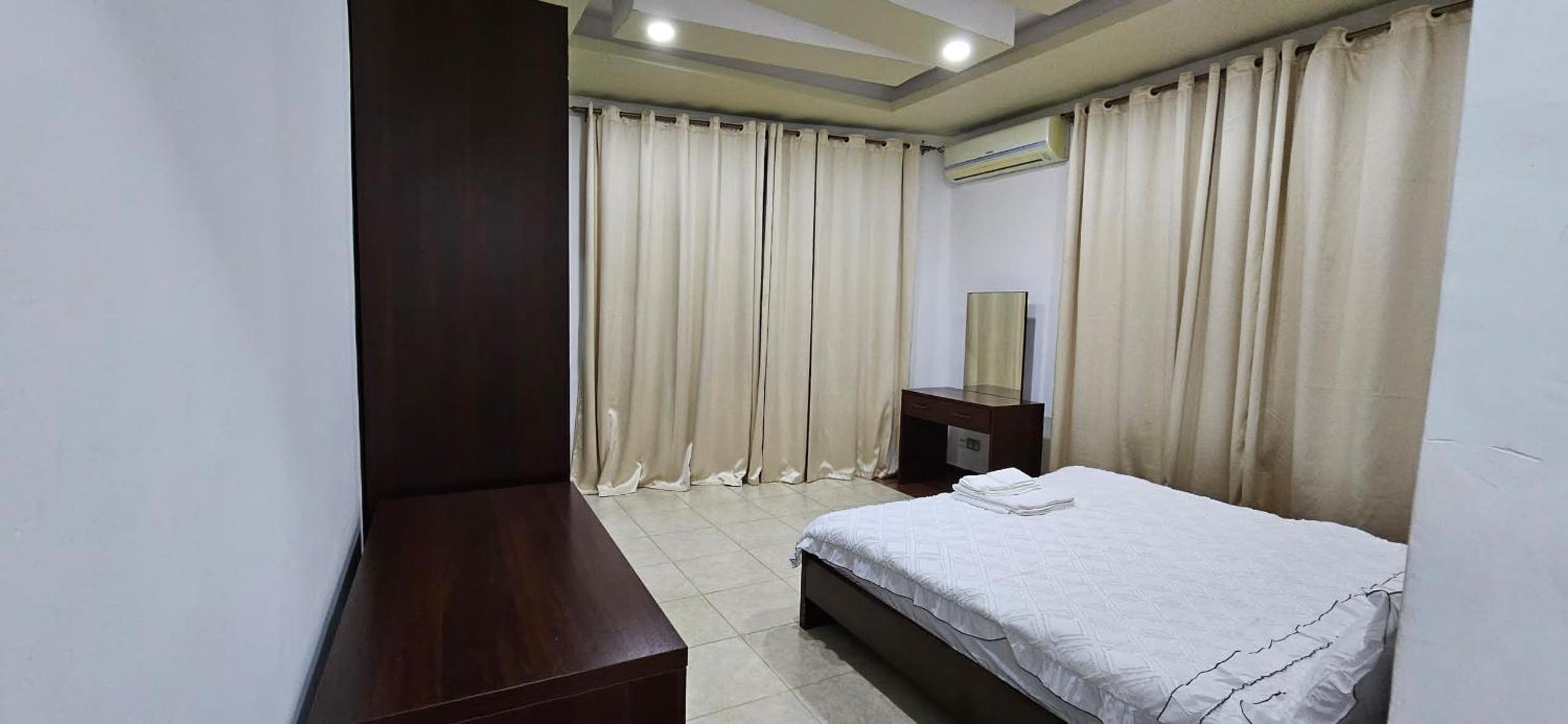 Room B in a villa view 4