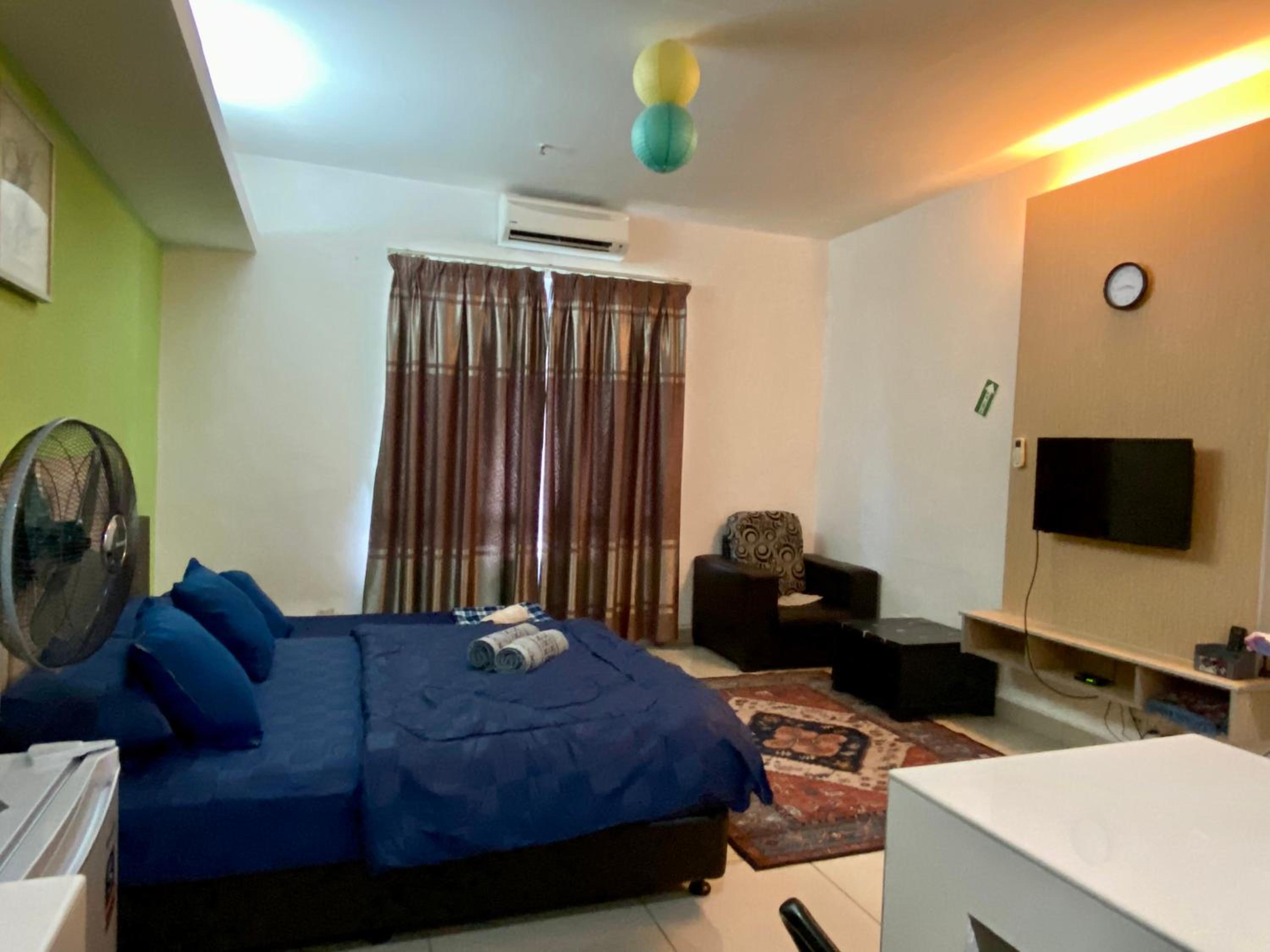 Private Studio Viana Court Service Apartment 2 with private parking photo 8
