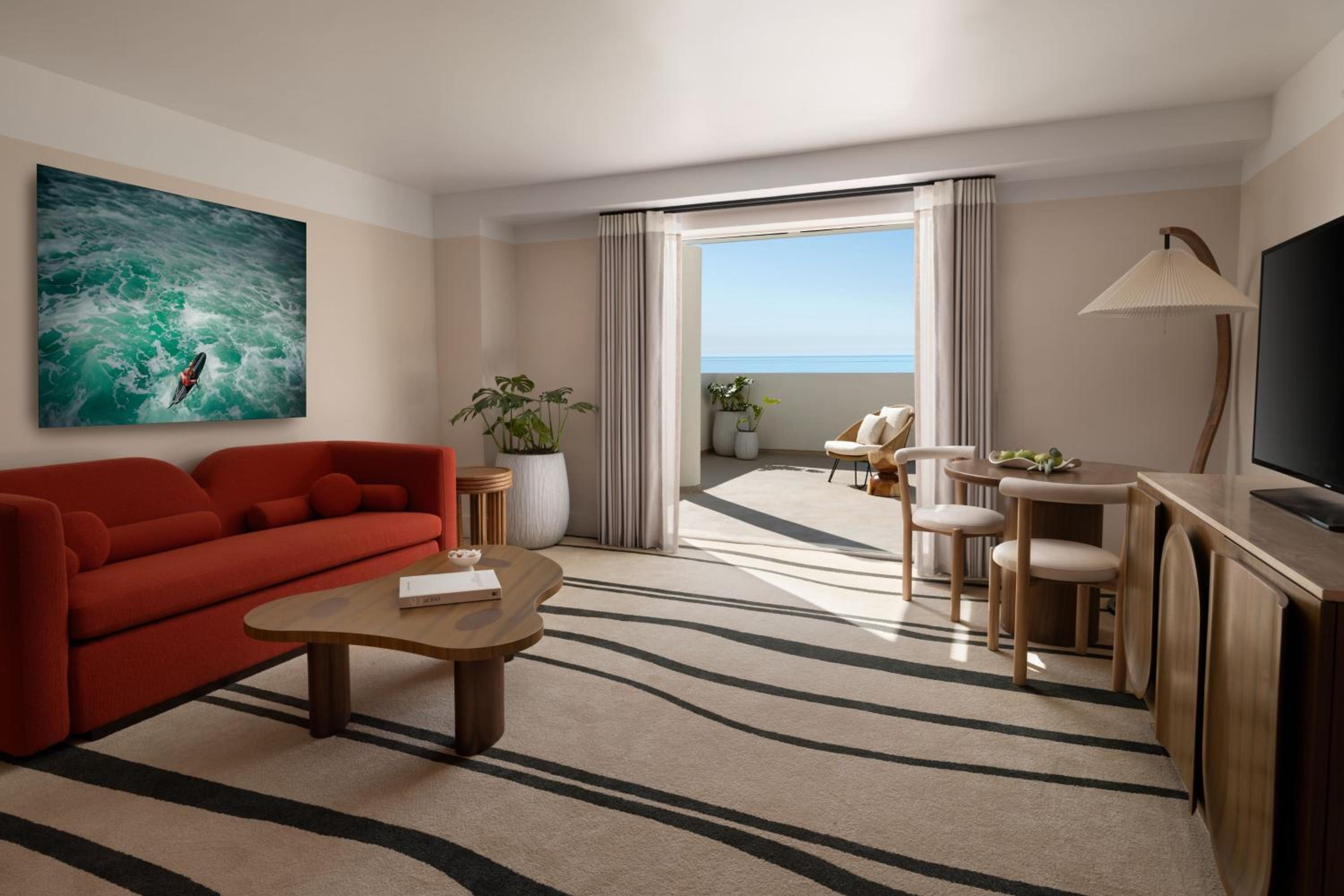 Sandbourne Santa Monica, Autograph Collection