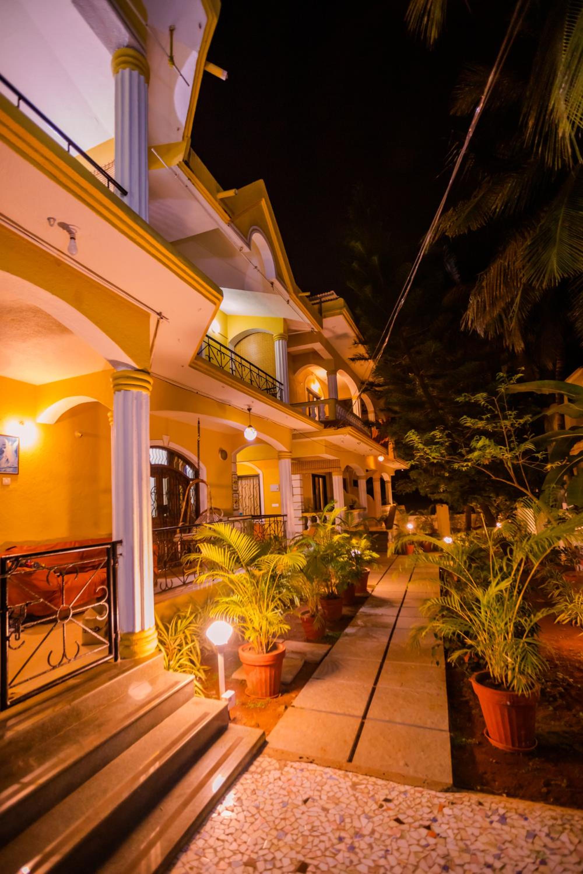 Primavera Holiday Homes-GOA-CANDOLIM BEACH WITHIN 300 MTRS-GOAN FAMILY HOSPITALITY view 2