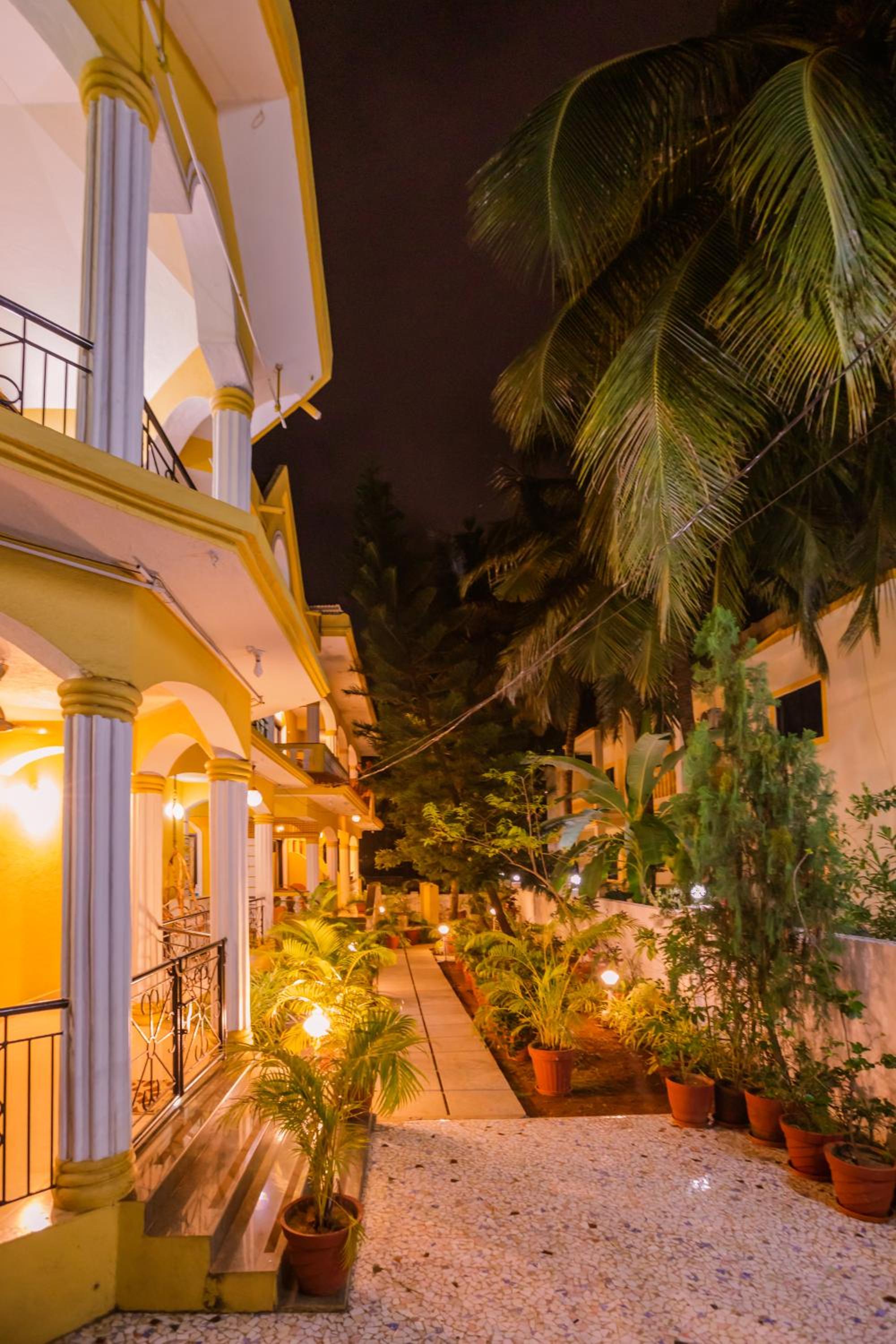 Primavera Holiday Homes-GOA-CANDOLIM BEACH WITHIN 300 MTRS-GOAN FAMILY HOSPITALITY view 3