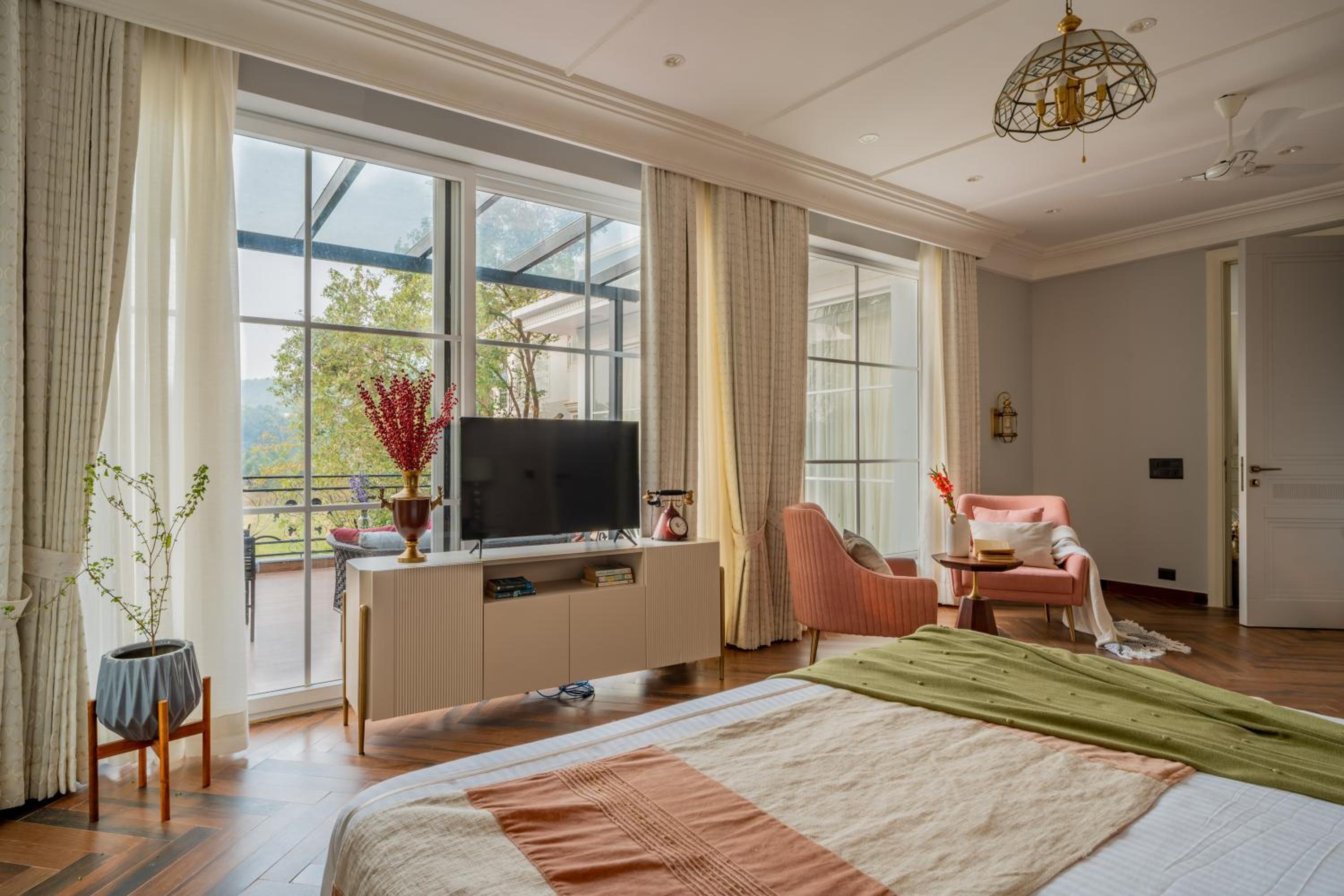 hotel room