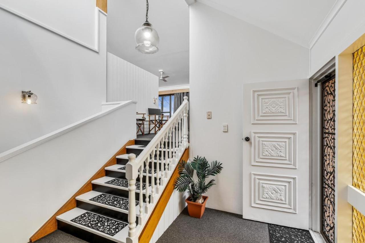 Riverview Holiday Villa