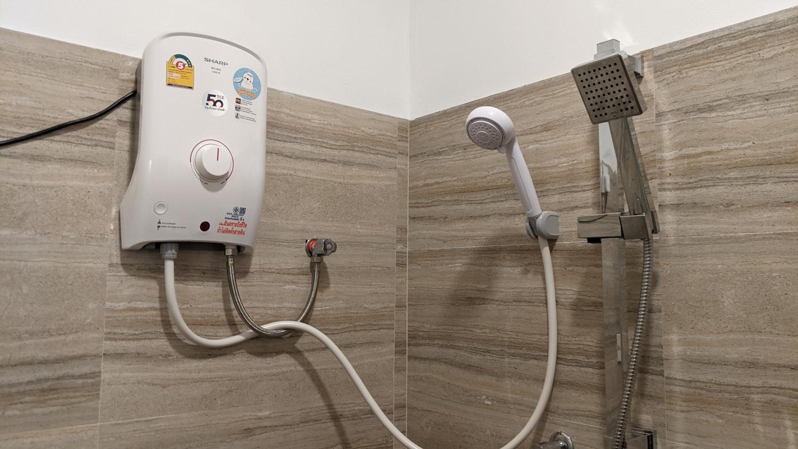 Photo 32