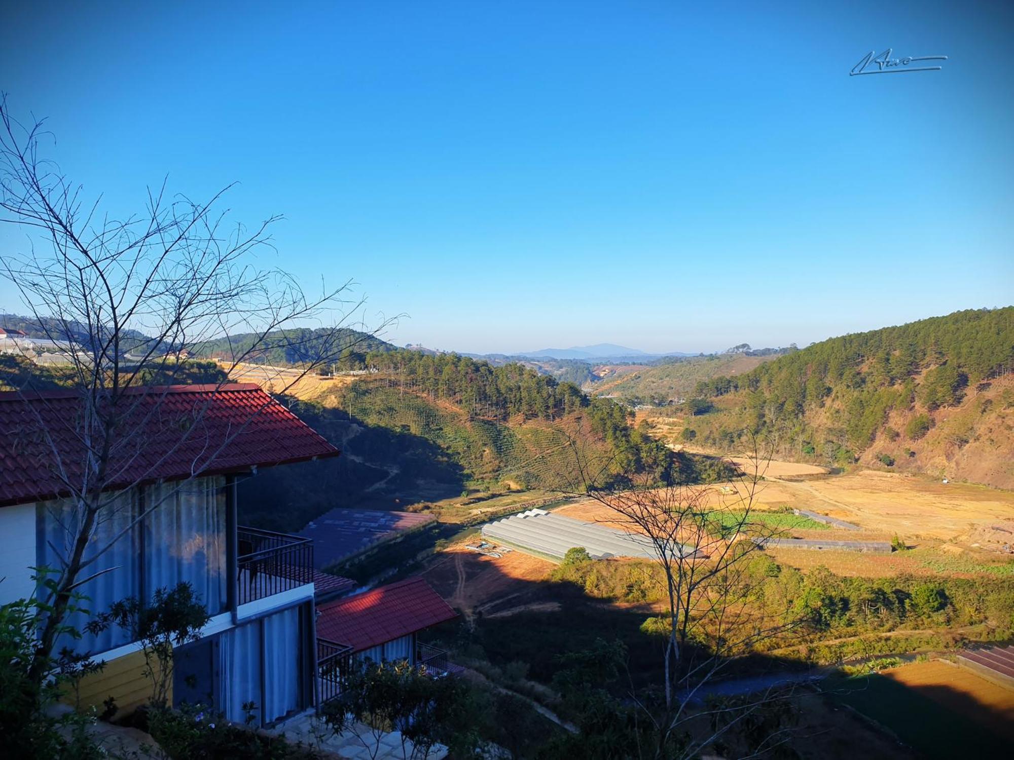 Tuyen Chien Home view 5