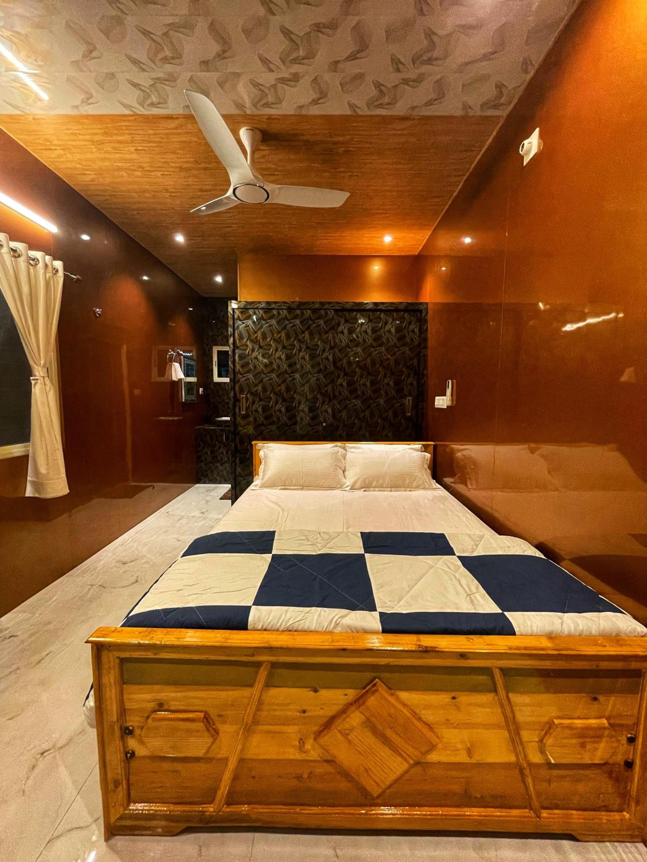 Prakash Homestay