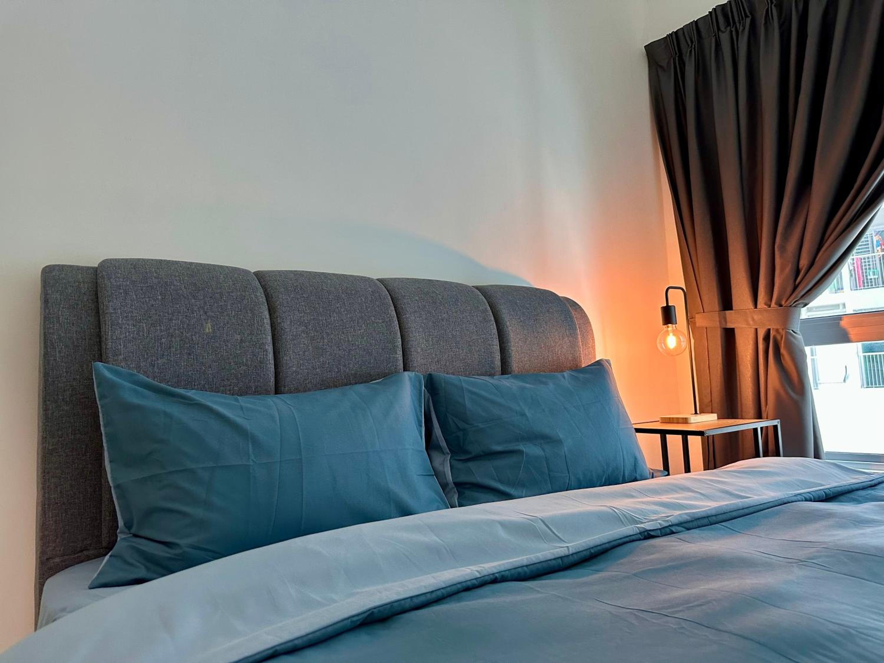 Razak City Residences, Sungai Besi by Rverse Suite