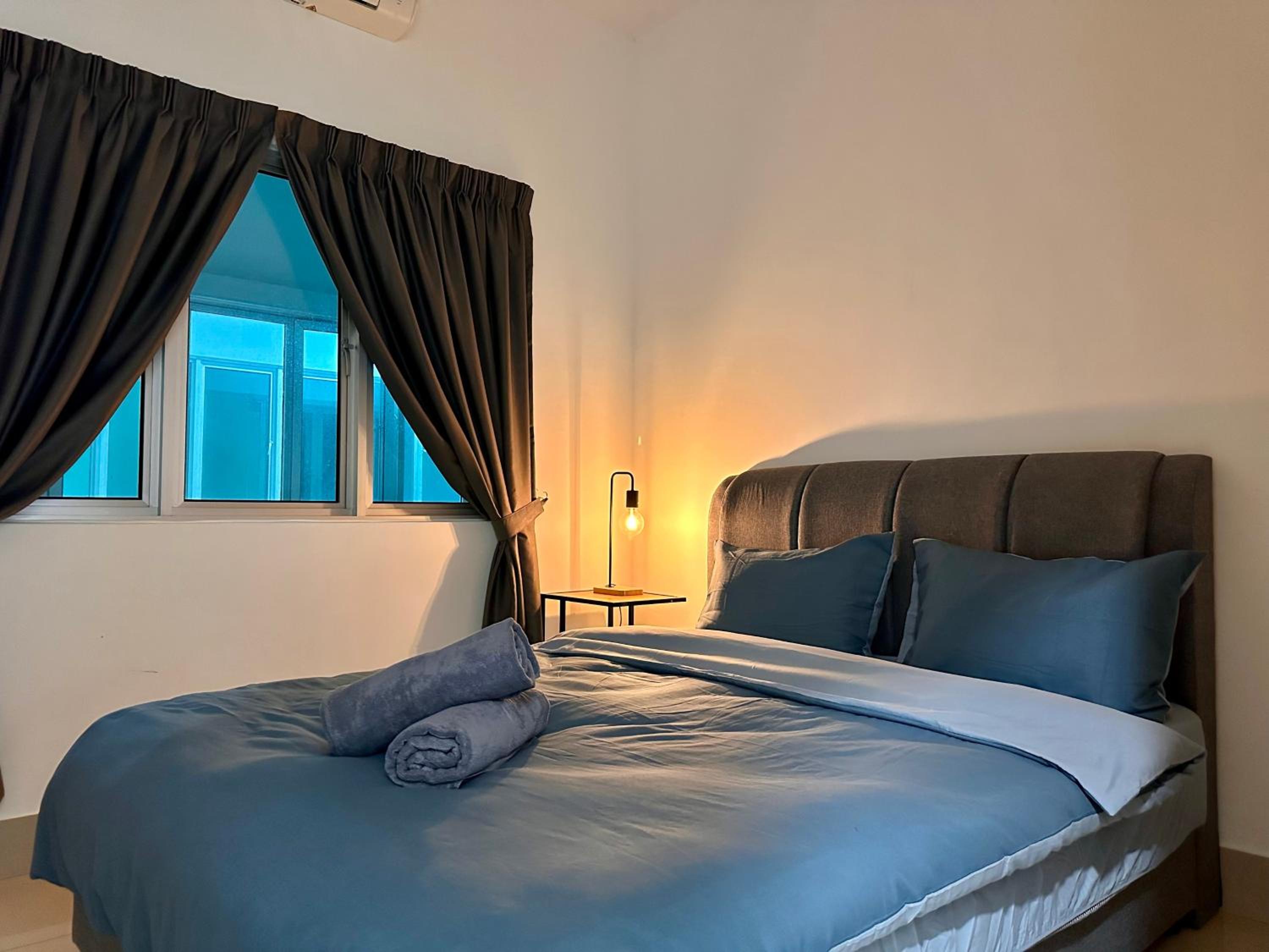 Razak City Residences, Sungai Besi by Rverse Suite