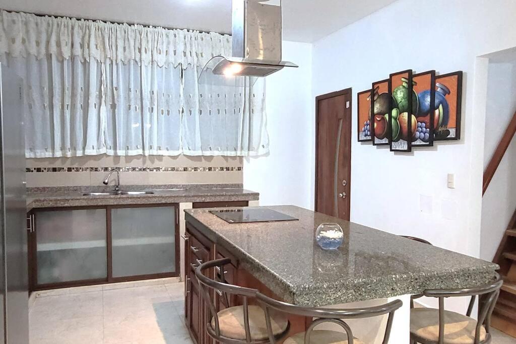 La Perla House