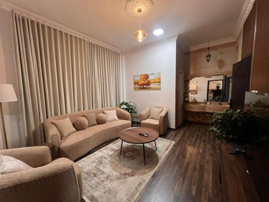 Ban Luxury Apartments