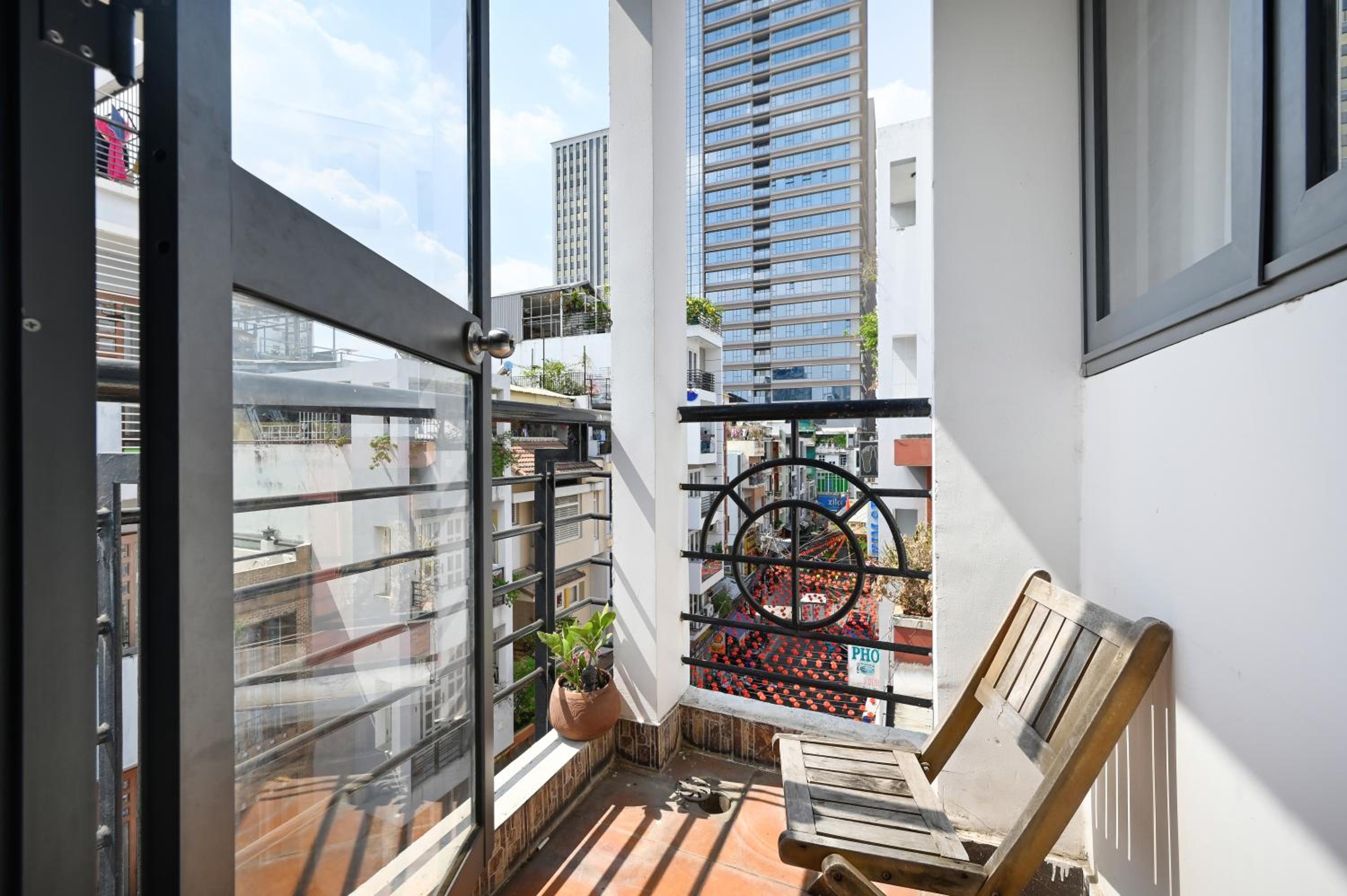 Ohio Hotel & Apartment