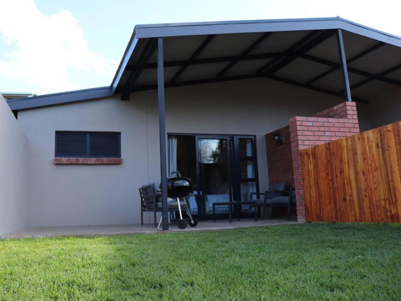Mon Cheri Clarens view 3