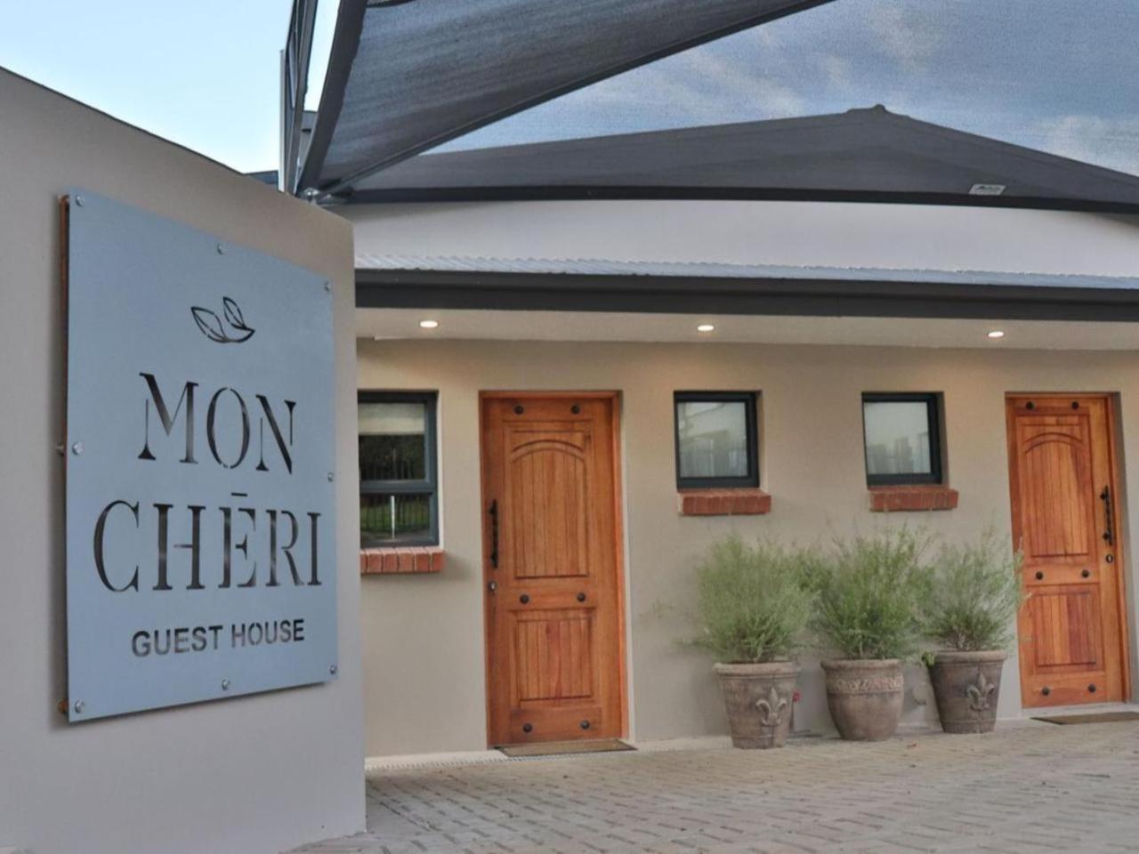 Mon Cheri Clarens view 4