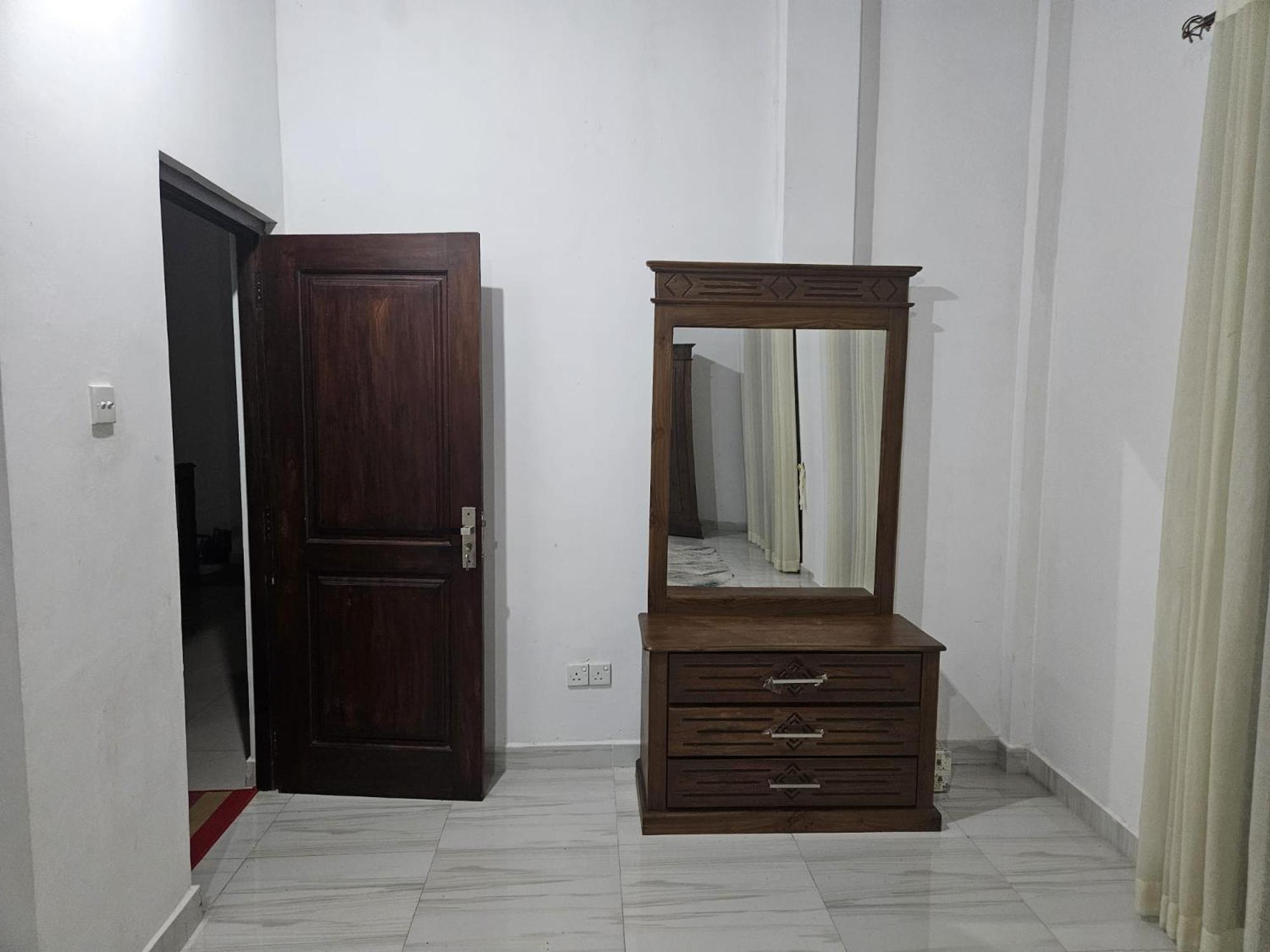 Siyaras