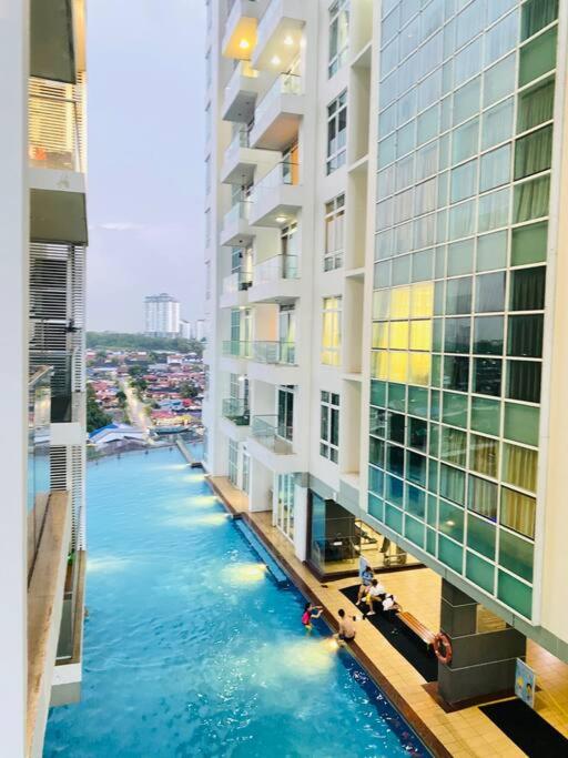 KSL D Esplanade King size bed Johor Bahru B9