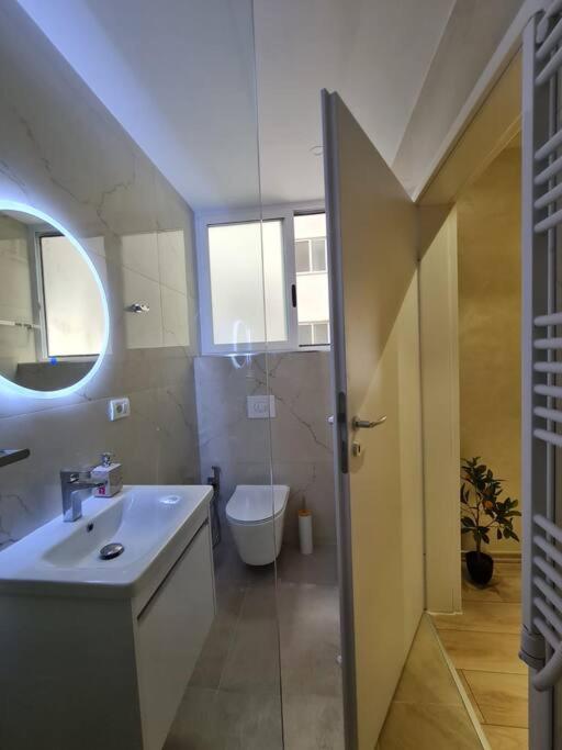 Tirana City Center Cozy Modern Apartment 9/B