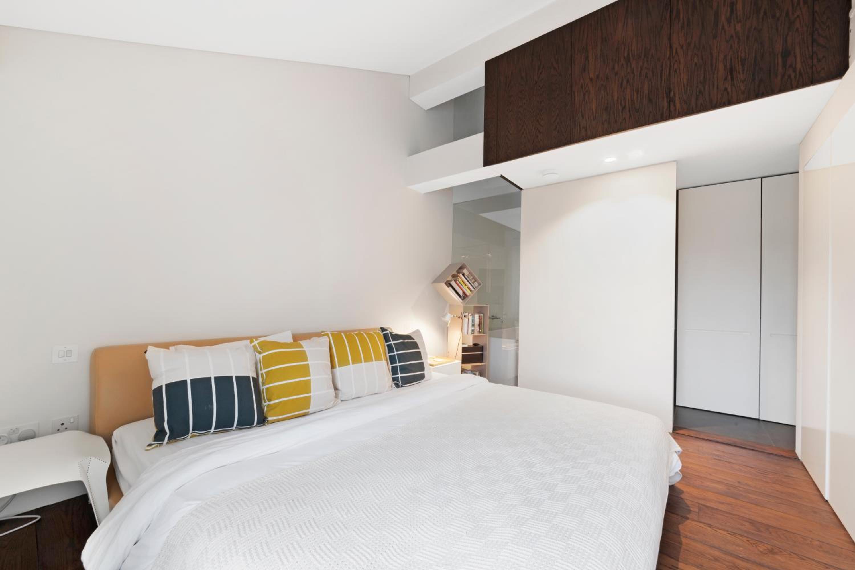 Elegant Paddington Penthouse by MoreThanStays
