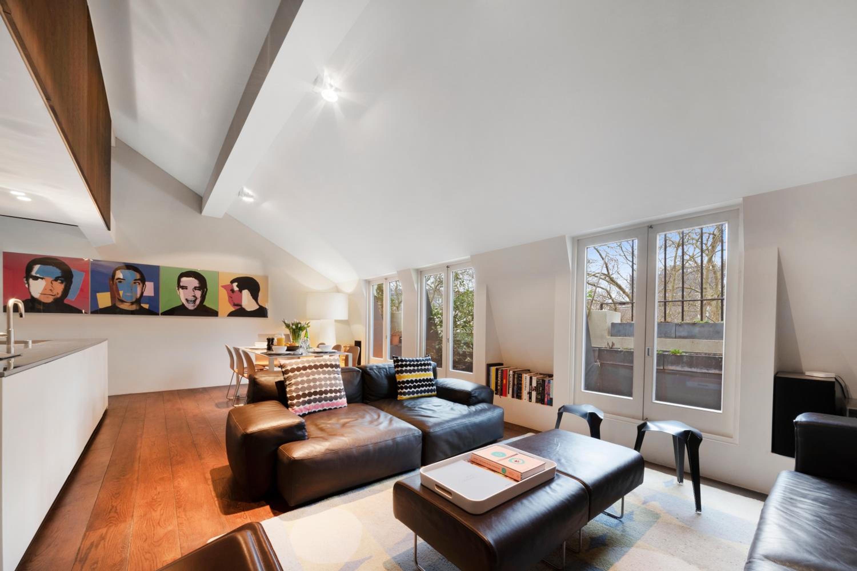 Elegant Paddington Penthouse by MoreThanStays